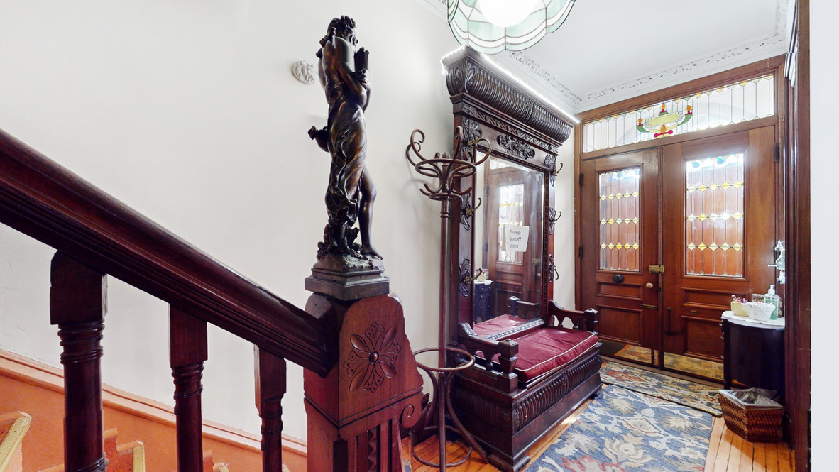 1.5 bed, 1 bath apartment for rent at 2 Durham St Unit PH, Back Bay — photo 1 of 9
