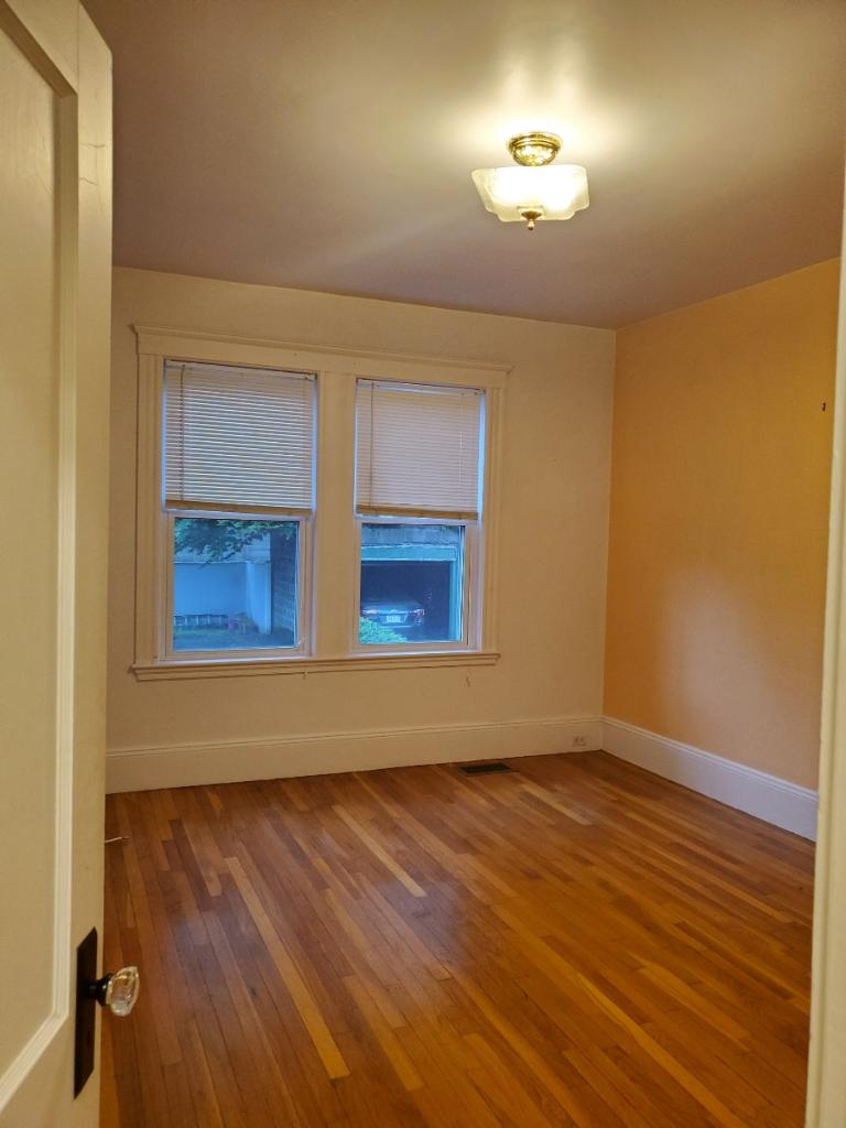 3 bed, 1 bath apartment for rent at 88 Davis Ave Unit 1, Brookline Village — photo 10 of 13