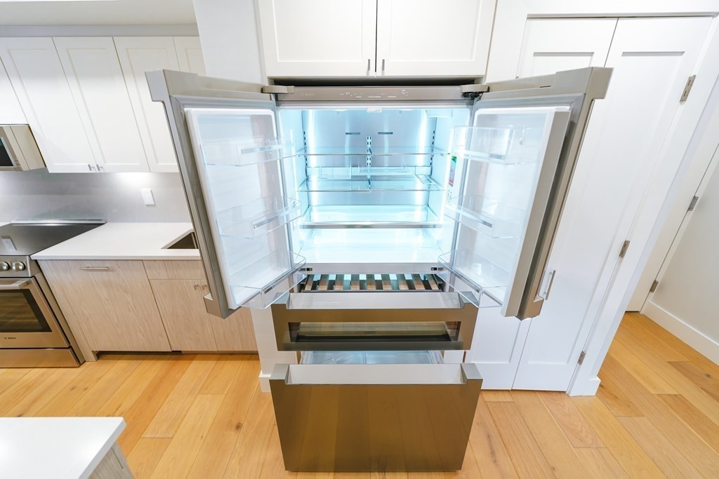 1 bed, 1 bath apartment for rent at 28 Exeter St Unit 1Bed, Back Bay — photo 7 of 14