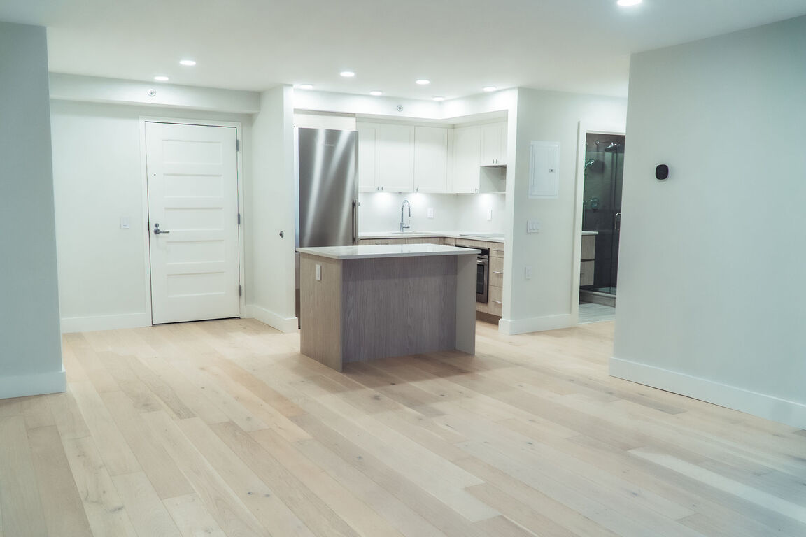2 bed, 1 bath apartment for rent at 28 Exeter St Unit 302, Back Bay — photo 5 of 14