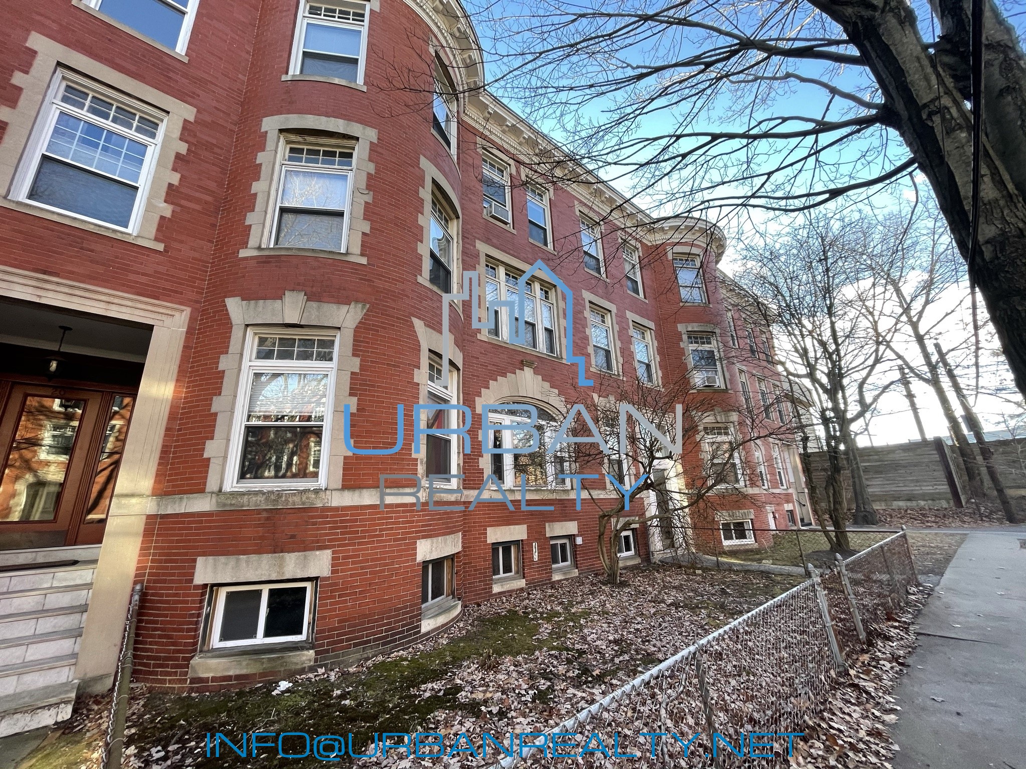 3 bed, 2 bath apartment for rent at 24 Strathmore Rd Unit 1, Washington Square — photo 14 of 14