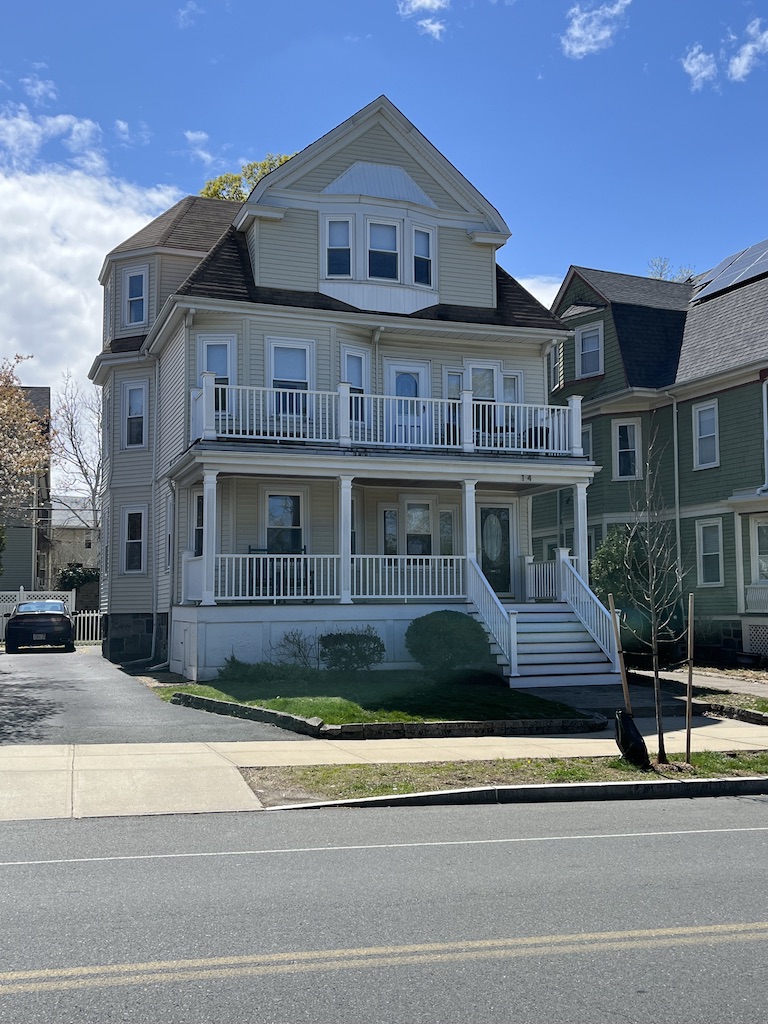 4 bed, 1 bath apartment for rent at 14 Powderhouse Blvd Unit 2, West Somerville — photo 2 of 7