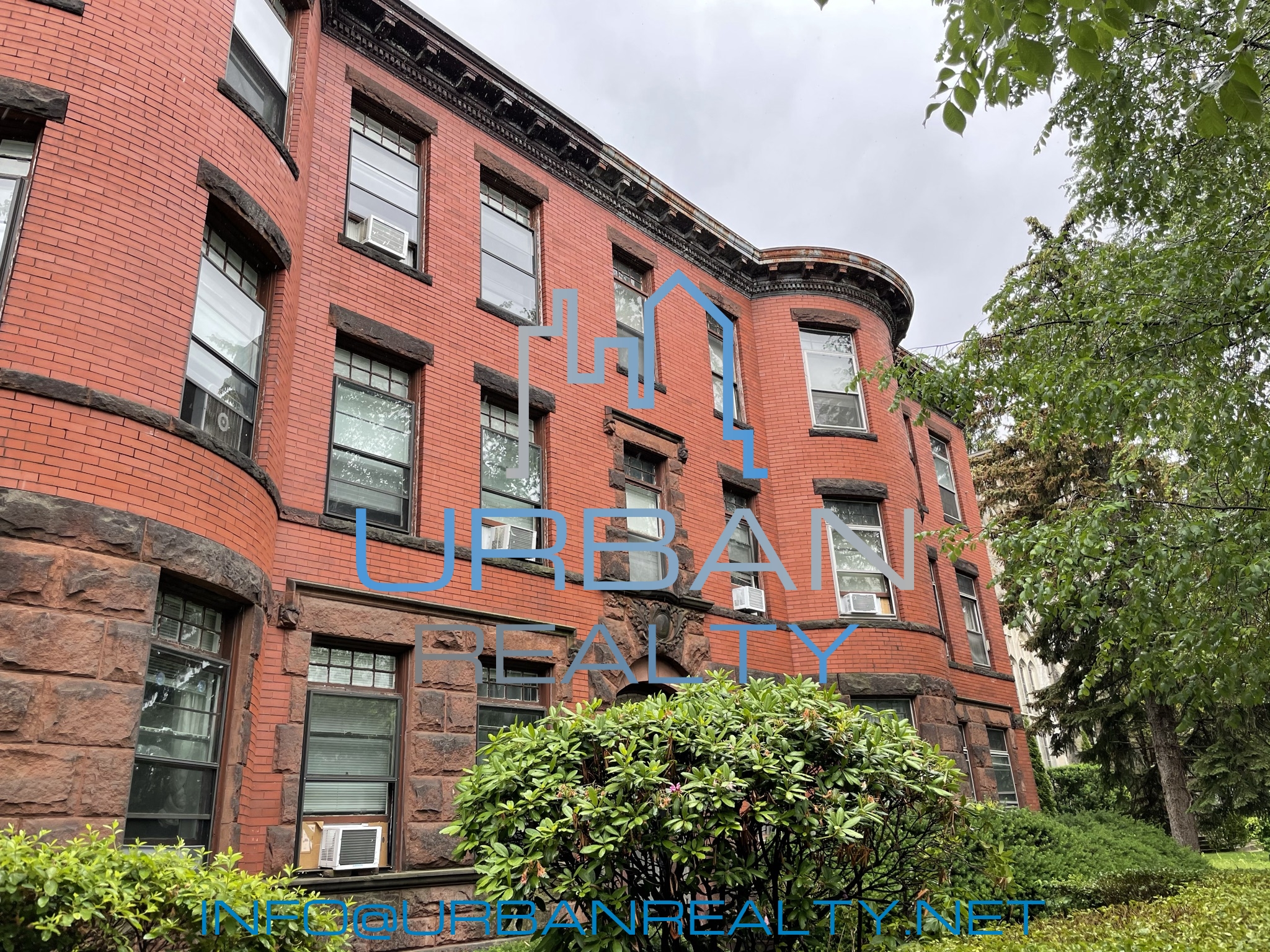 3 bed, 2 bath apartment for rent at 1821 Beacon St Unit 1, Washington Square — photo 16 of 17