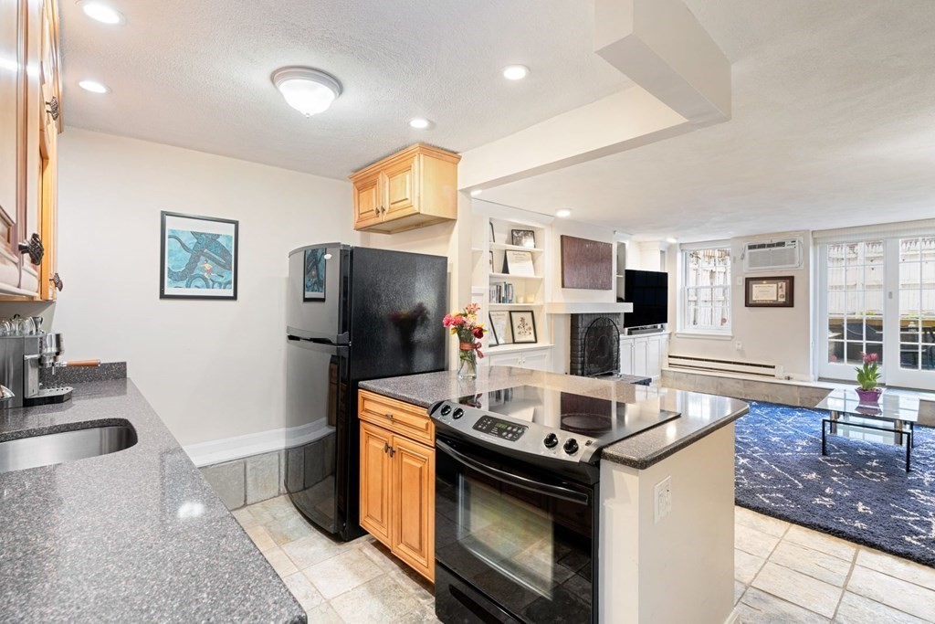 1 bed, 1 bath apartment for rent at 249 W Newton St Unit 2, South End — photo 7 of 14
