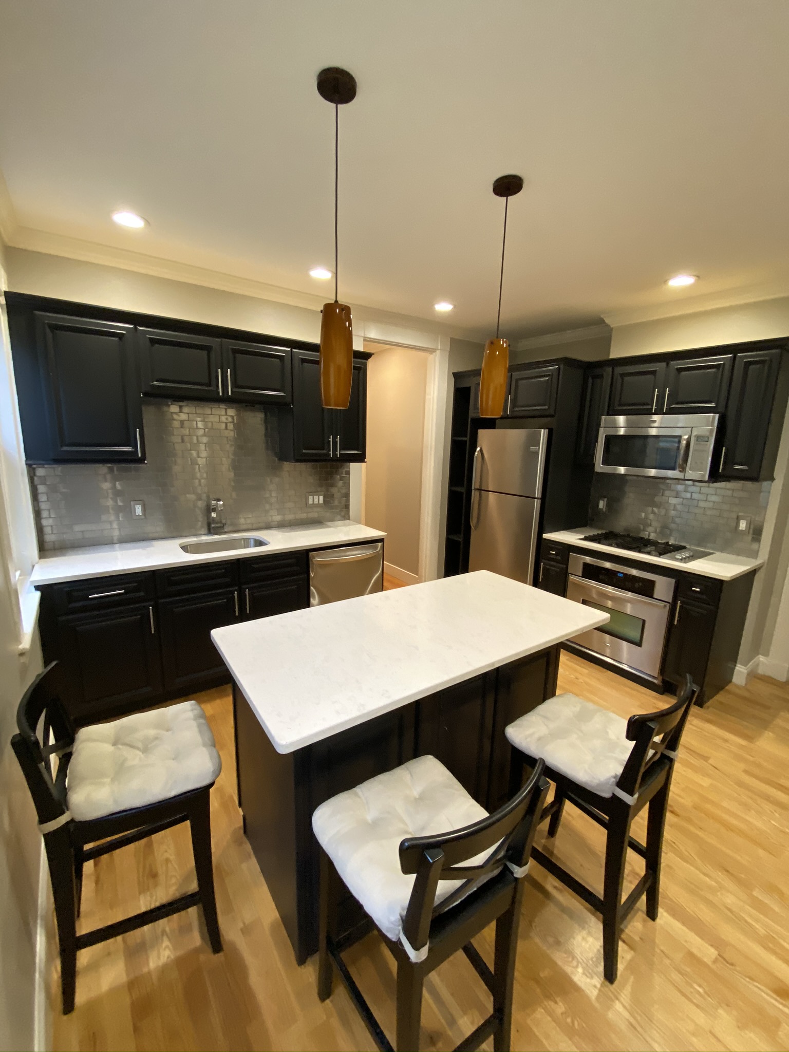2.5 bed, 1 bath apartment for rent at 785 Dorchester Ave Unit 1, Dorchester — photo 1 of 12