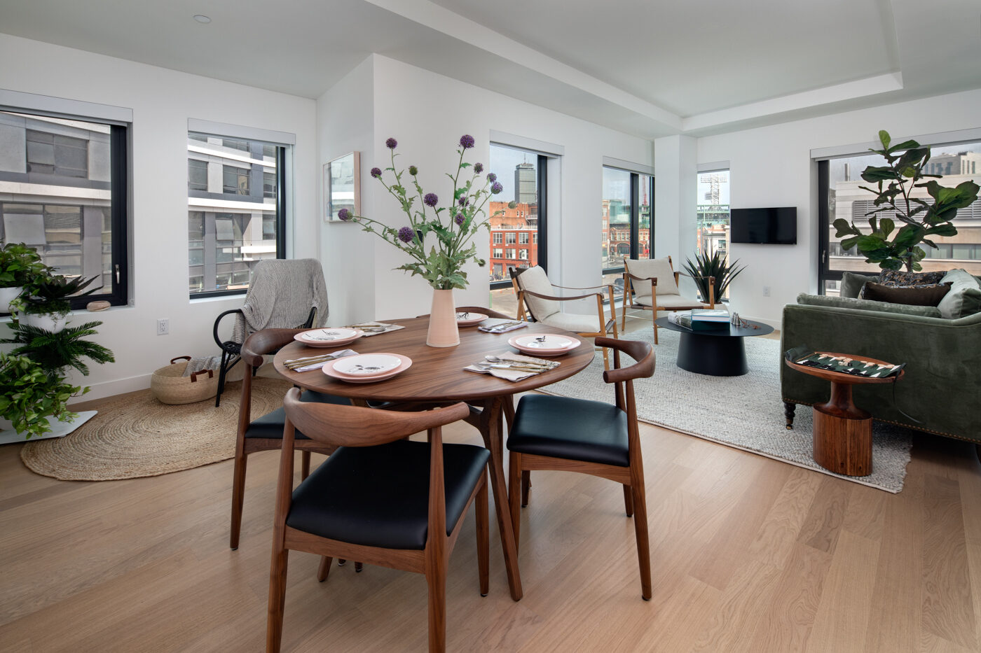 1 bed, 1 bath apartment for rent at 770 Beacon St Unit B2-912, Fenway — photo 2 of 17