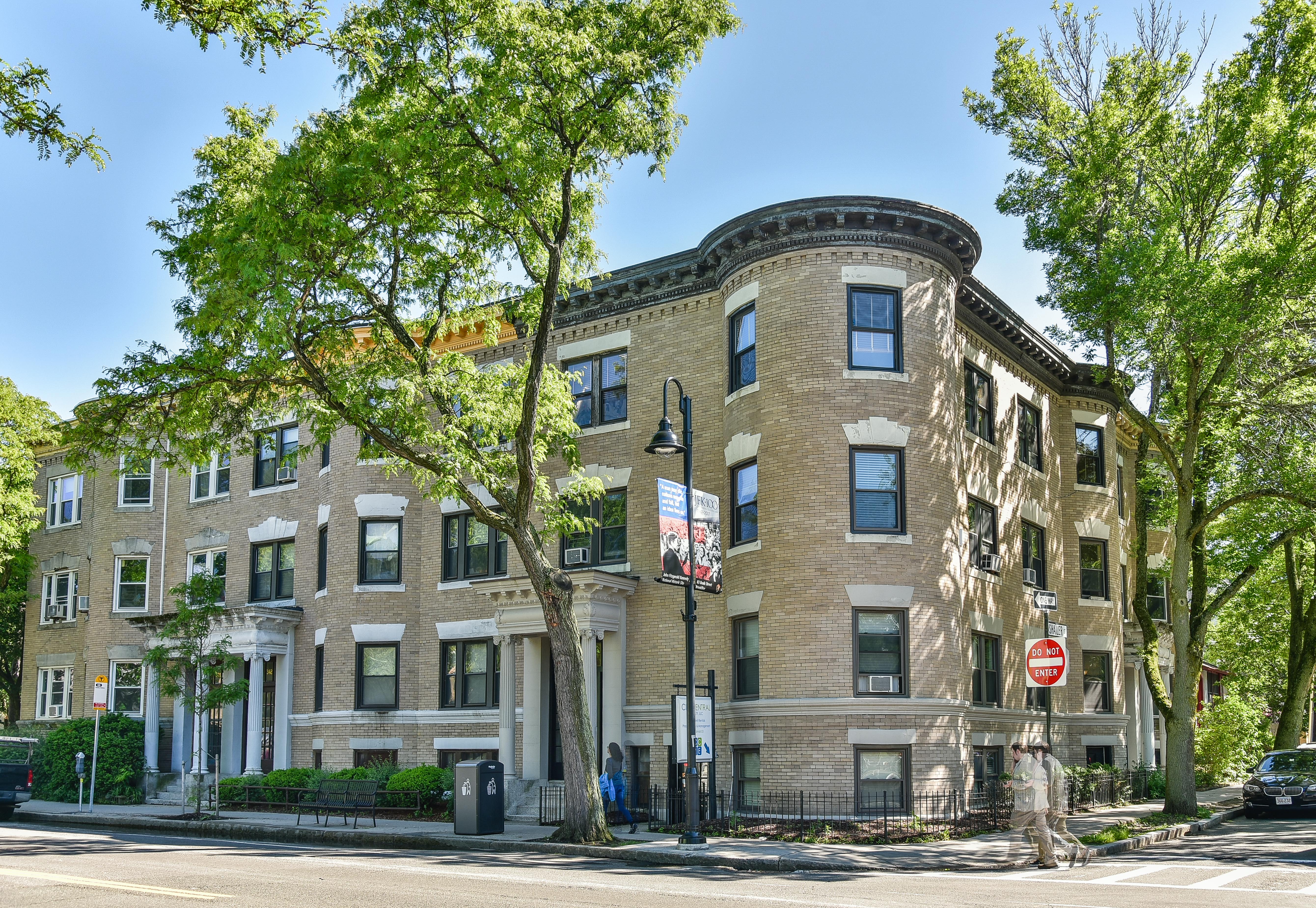 2 bed, 2 bath apartment for rent at 344 Harvard St Unit 3, Coolidge Corner — photo 8 of 8
