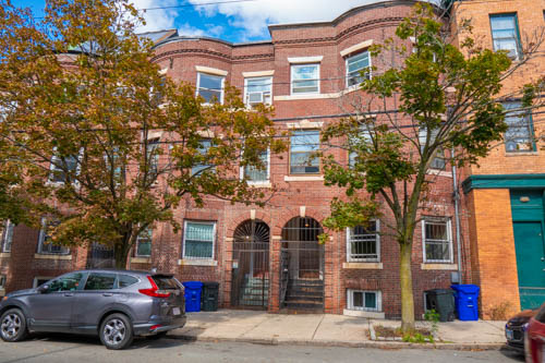 1.5 bed, 1 bath apartment for rent at 101 Cedar St Unit 3D, Roxbury — photo 1 of 17