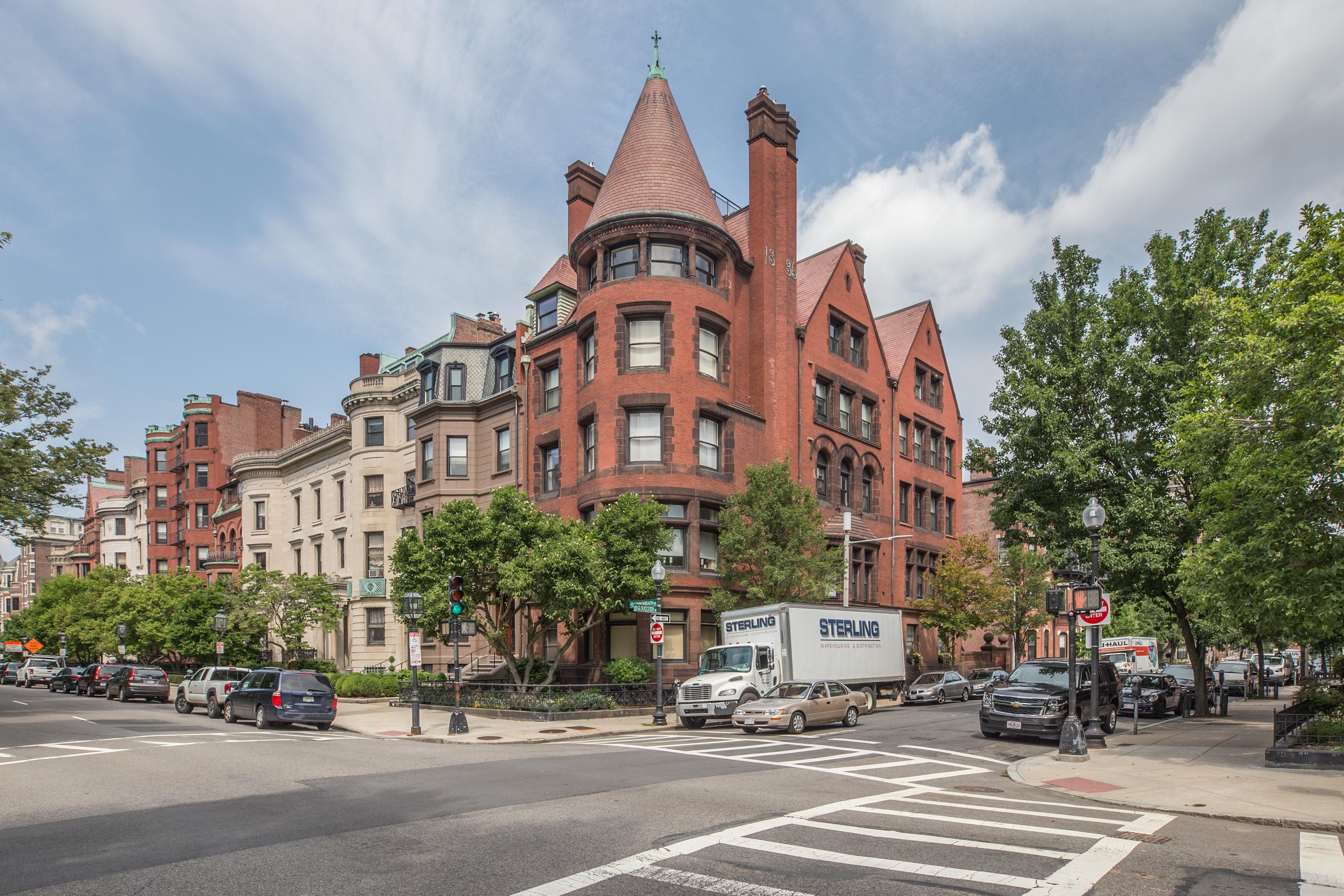 1 bed, 1 bath apartment for rent at 20 Gloucester St Unit Bd, Back Bay — photo 5 of 15