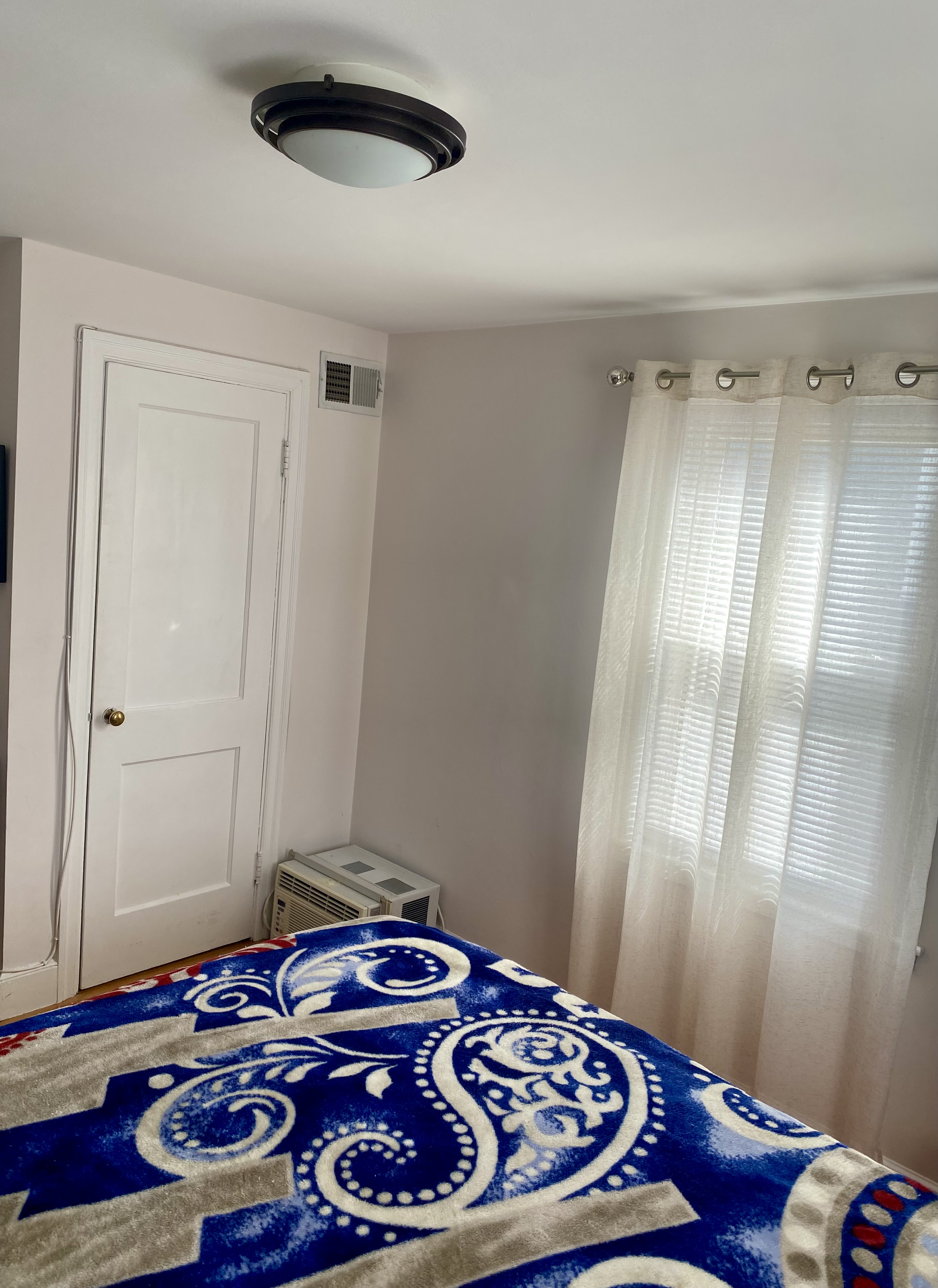 3 bed, 1 bath apartment for rent at 104 Joyce Kilmer Rd Unit 2, West Roxbury — photo 9 of 15
