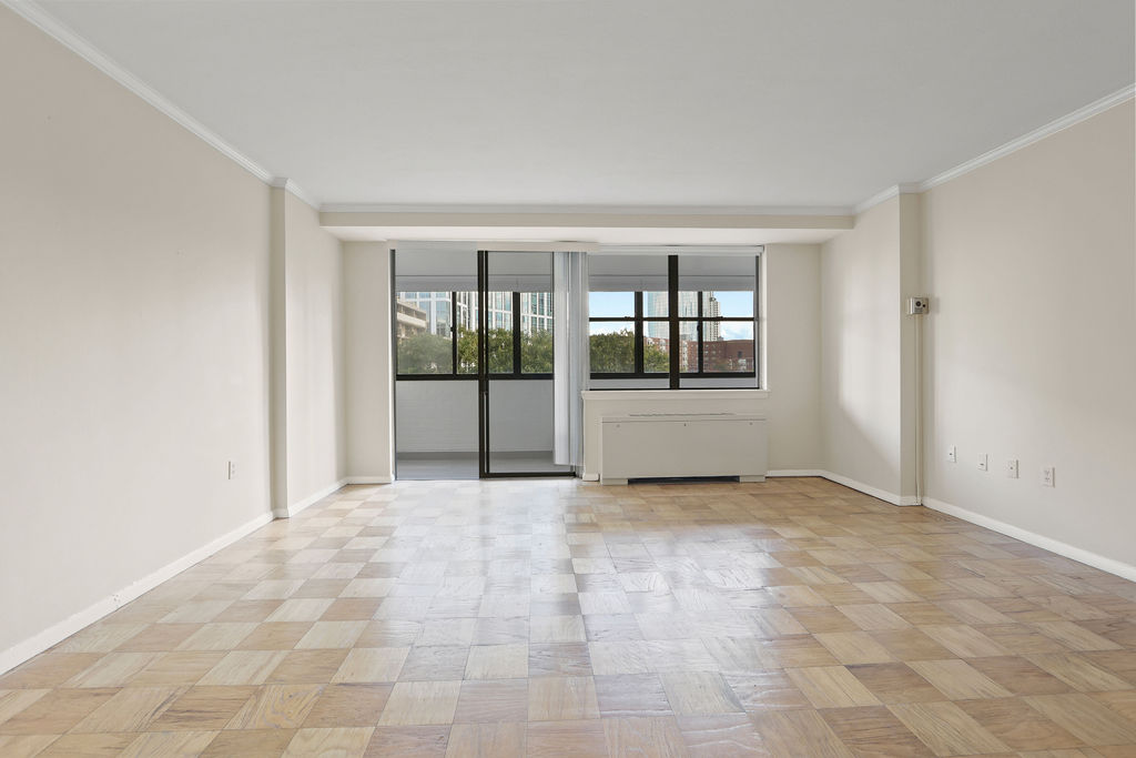 Studio bed, 1 bath apartment for rent at 6 Whittier Pl Unit 7L, West End — photo 3 of 28