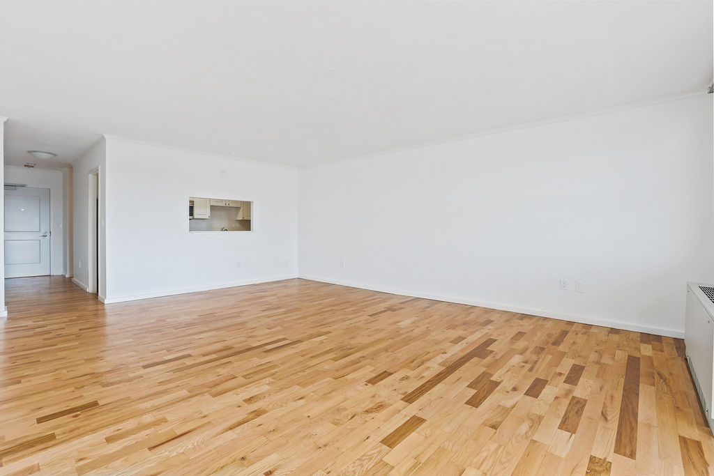 Studio bed, 1 bath apartment for rent at 8 Whittier Pl Unit 21G, West End — photo 6 of 33