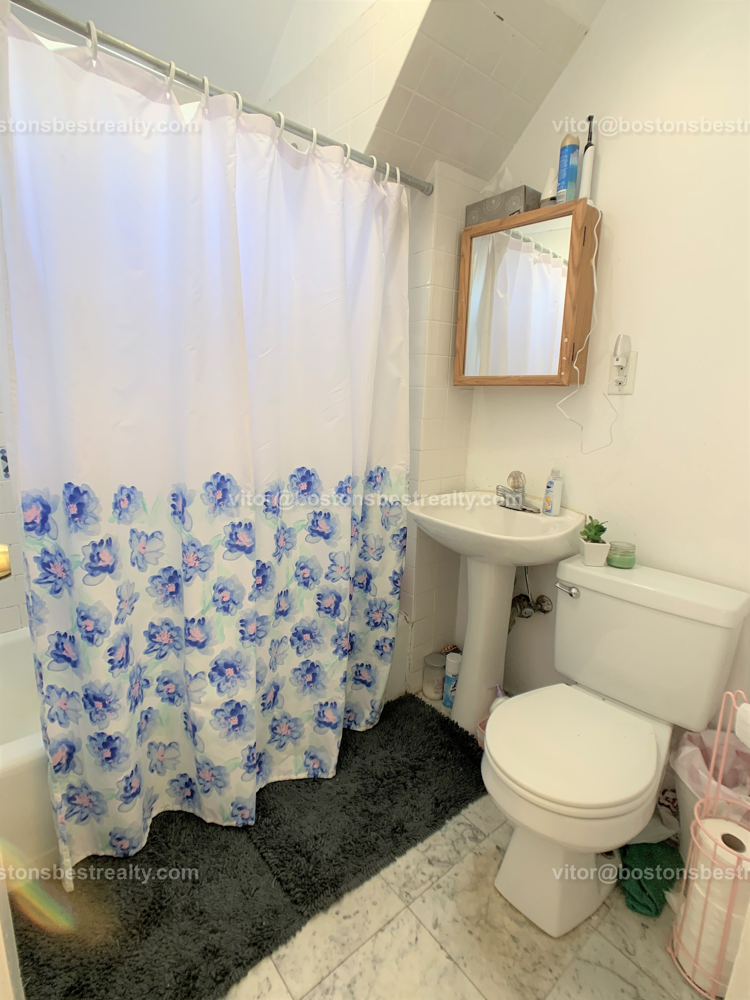 6 bed, 2.5 bath apartment for rent at 11 Colliston Rd Unit 11, Brighton — photo 32 of 55