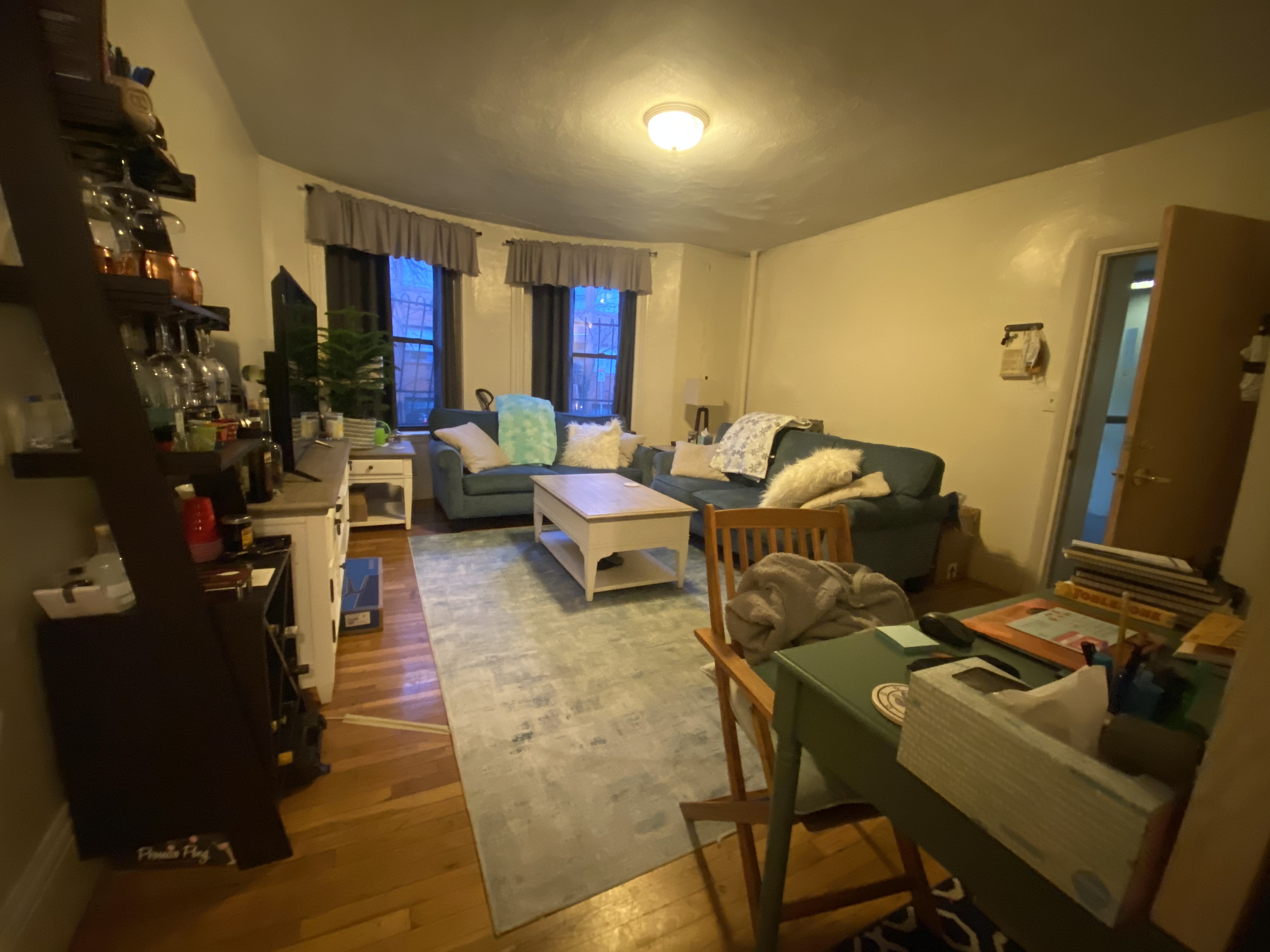 3 bed, 1 bath apartment for rent at 32 Symphony Rd Unit 1, Fenway — photo 2 of 5