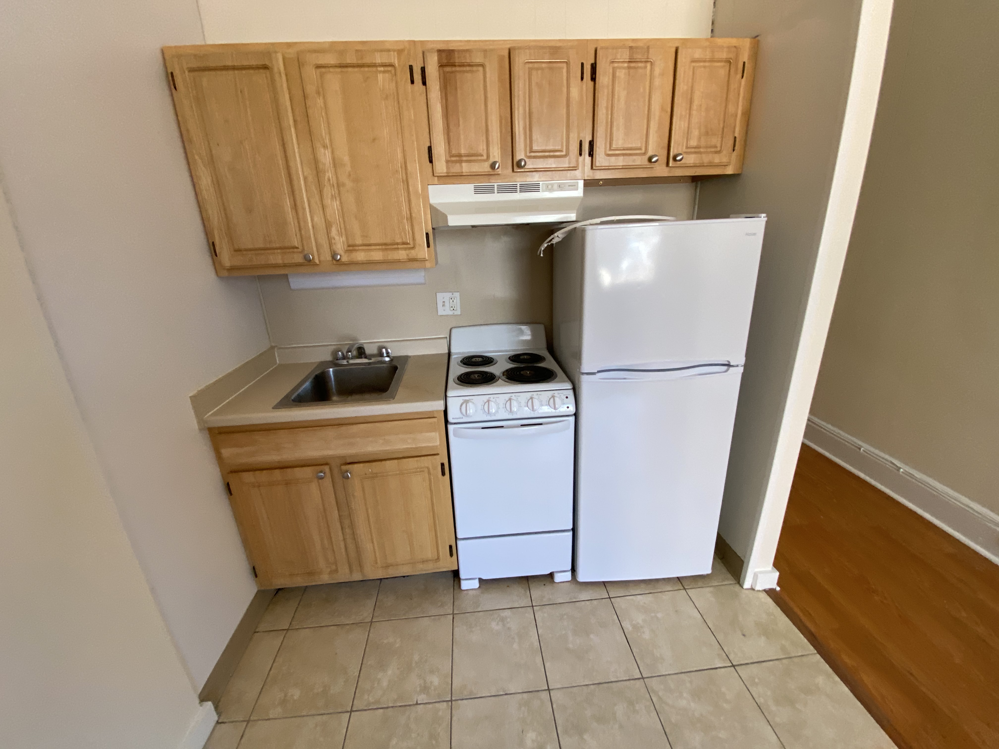Studio bed, 1 bath apartment for rent at 62 Boylston St Unit 319-CF, Back Bay — photo 3 of 4