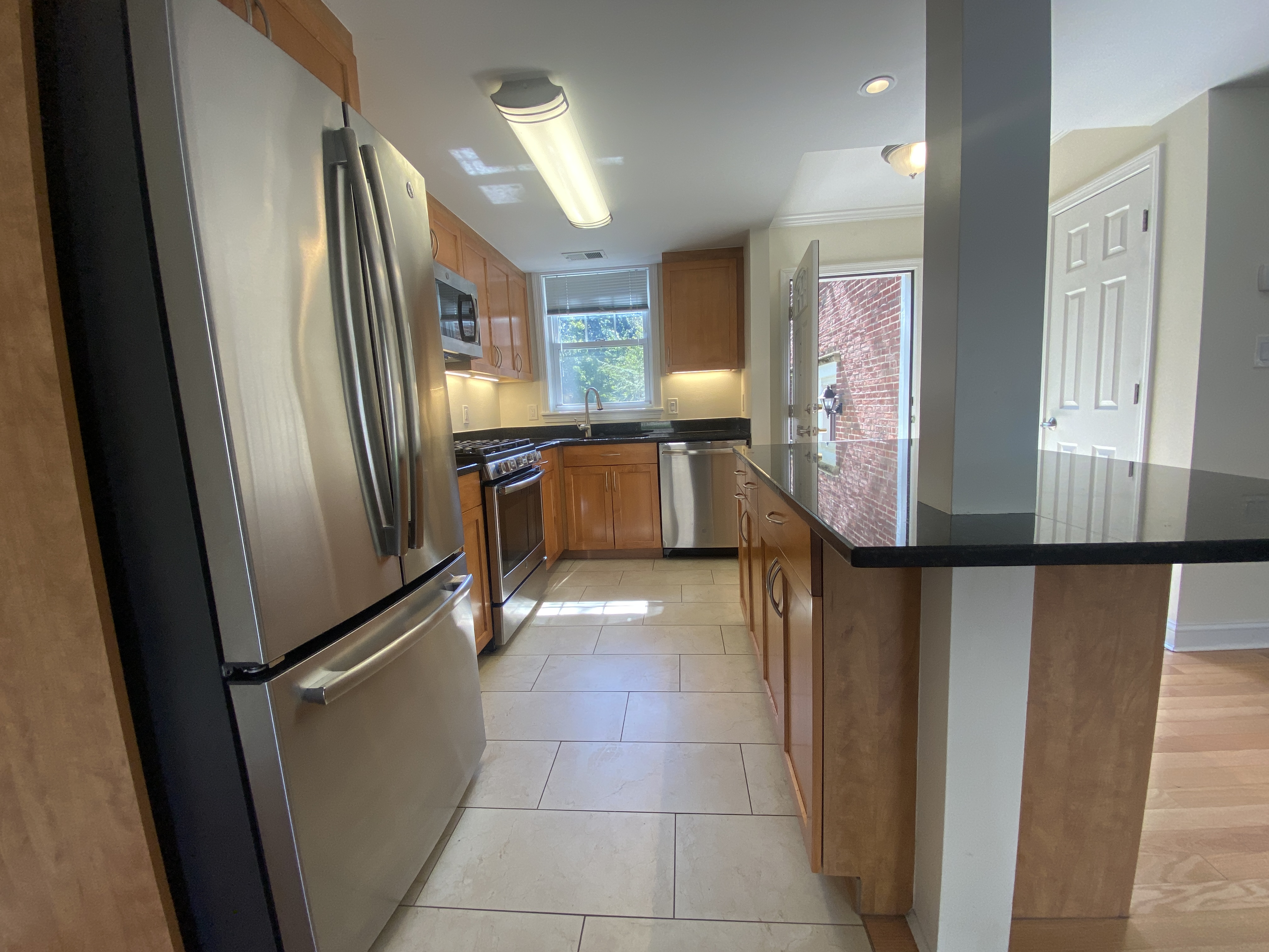 1 bed, 1 bath apartment for rent at 142 Sherman Rd Unit 1Std, Chestnut Hill — photo 9 of 17