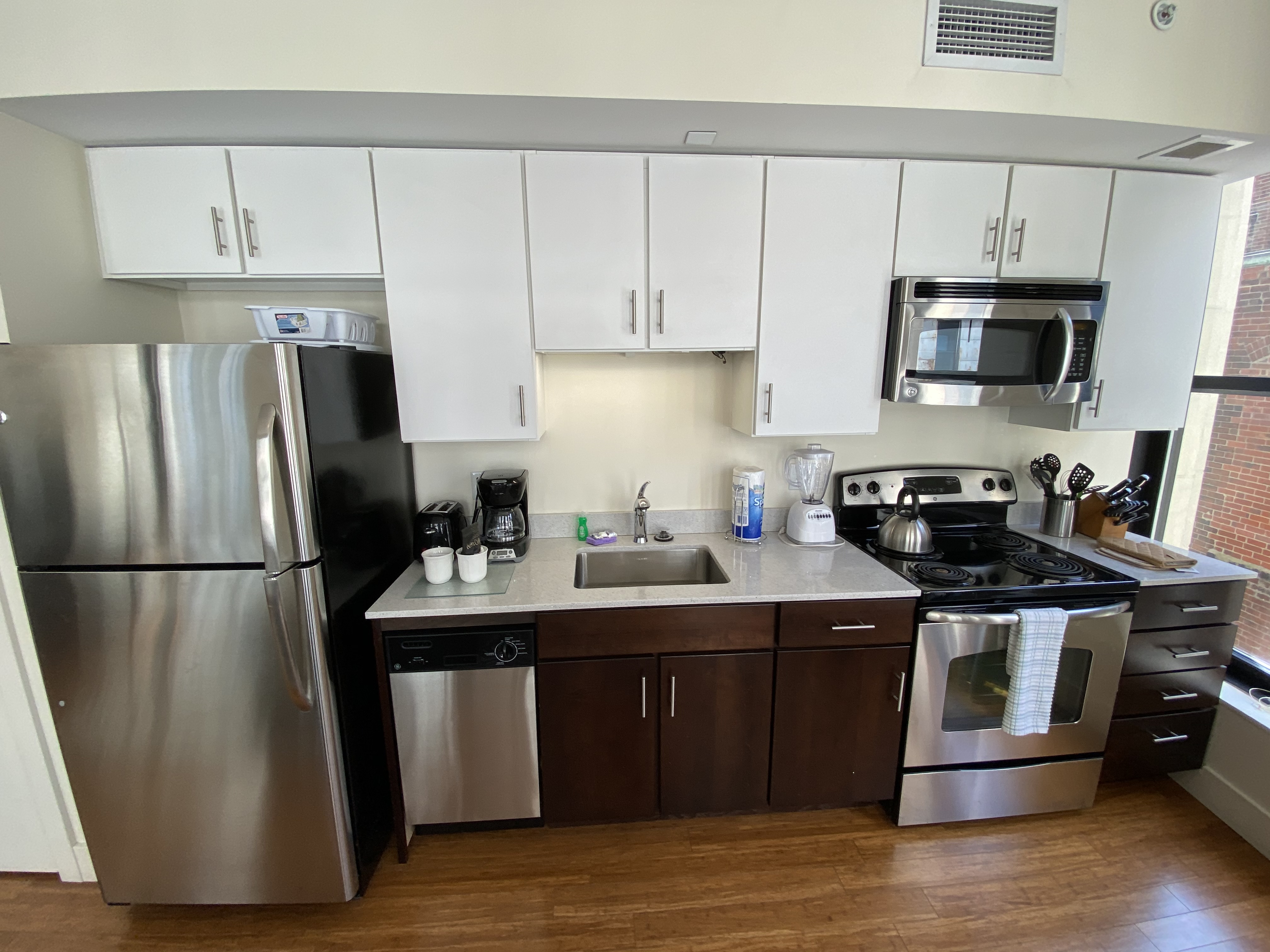 8 Winter St, Downtown