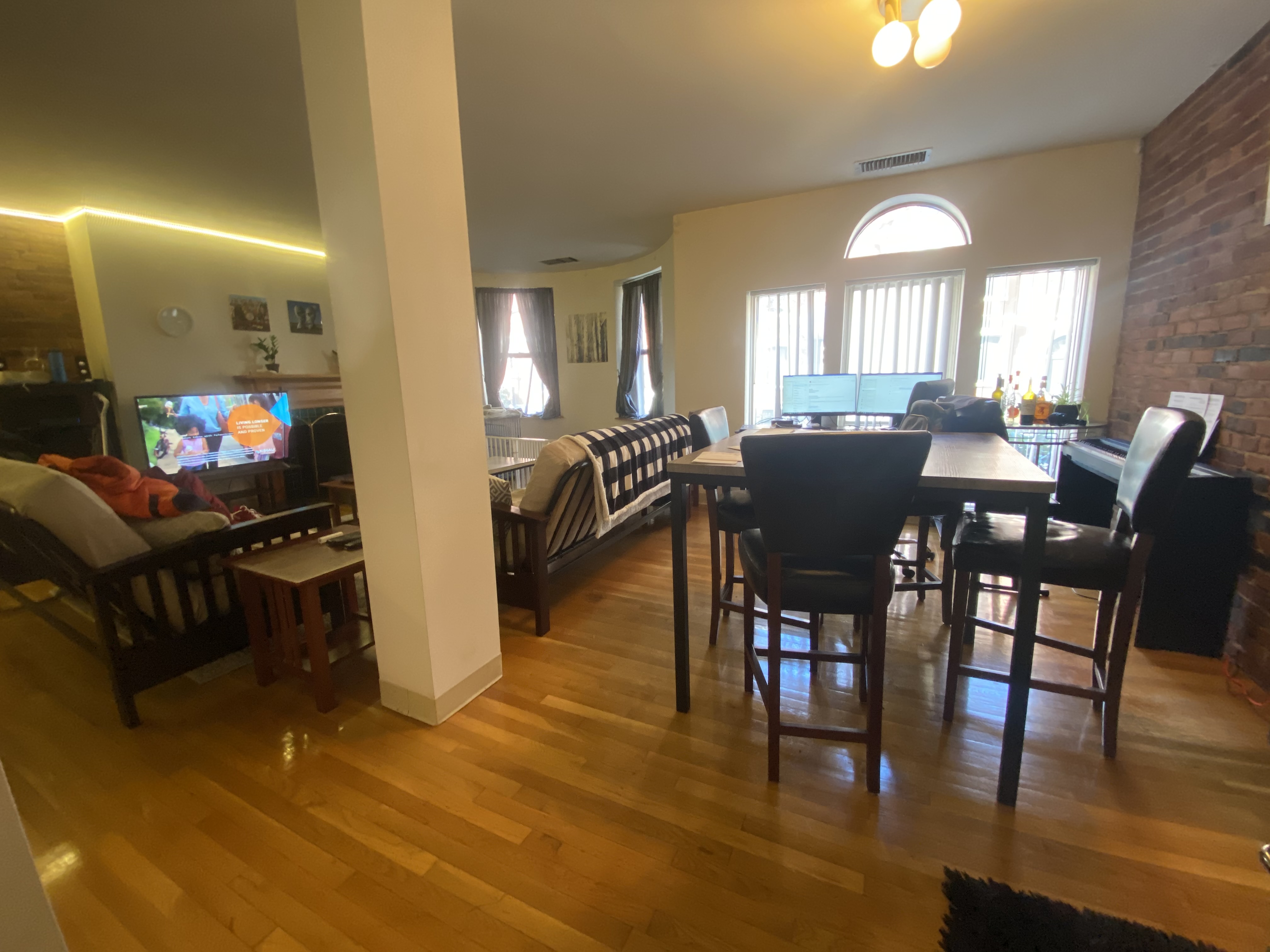 2 bed, 1.5 bath apartment for rent at 90 Gainsborough St Unit 101, Fenway — photo 1 of 15