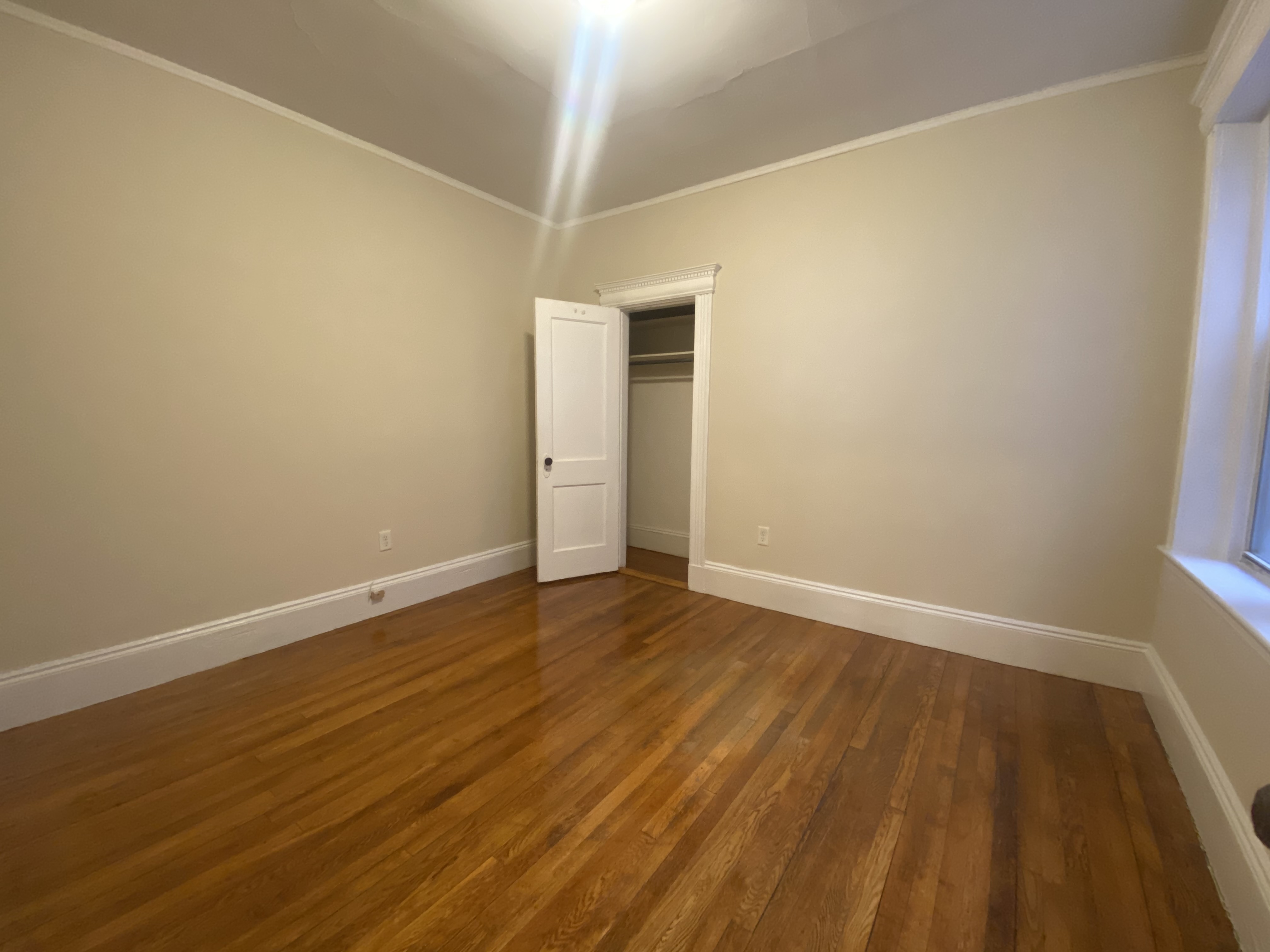 1.5 bed, 1 bath apartment for rent at 327 Huntington Ave Unit 22, Fenway — photo 2 of 4