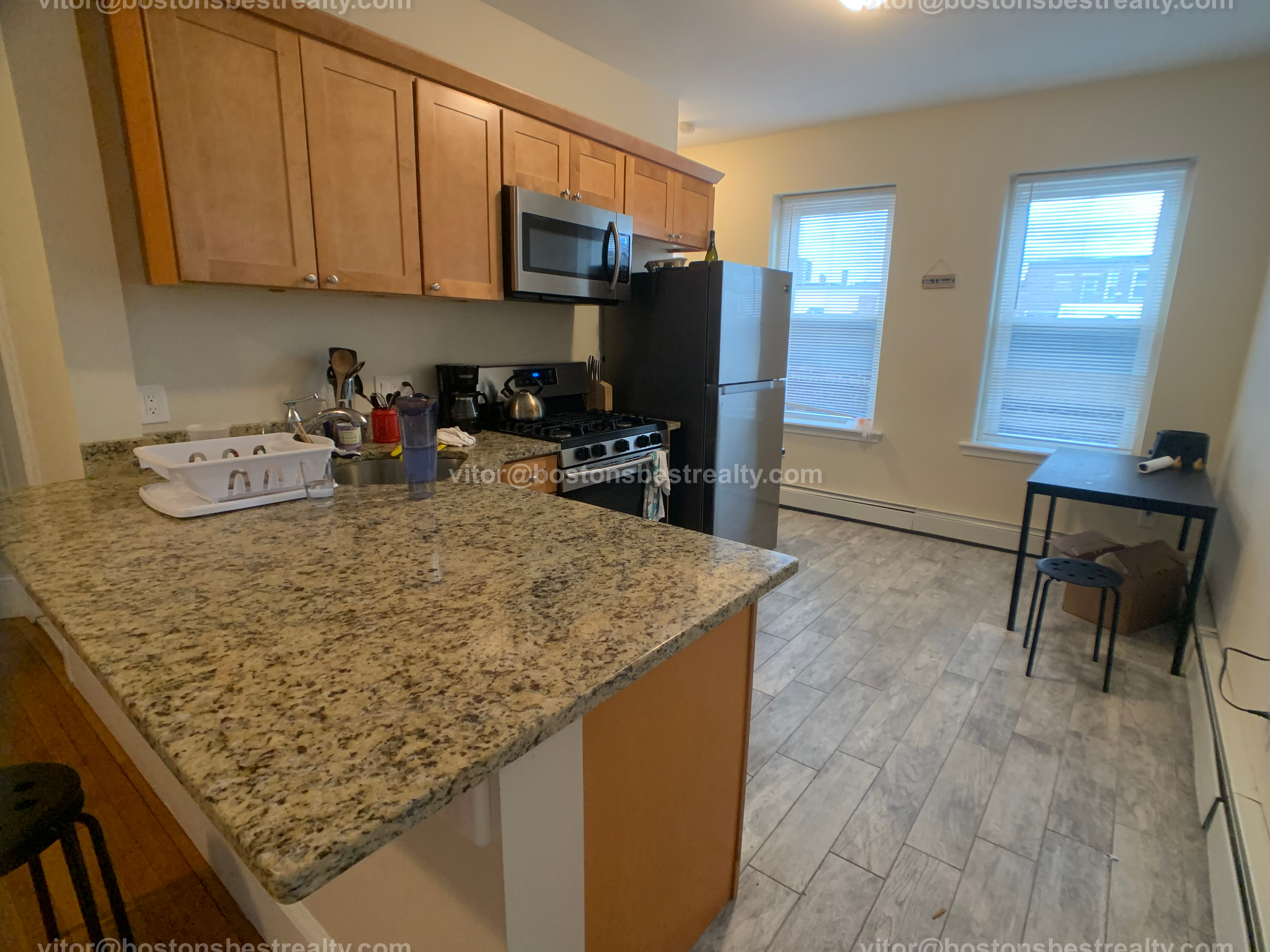 4 bed, 2 bath apartment for rent at 21 Chester St Unit 6, Allston — photo 2 of 15