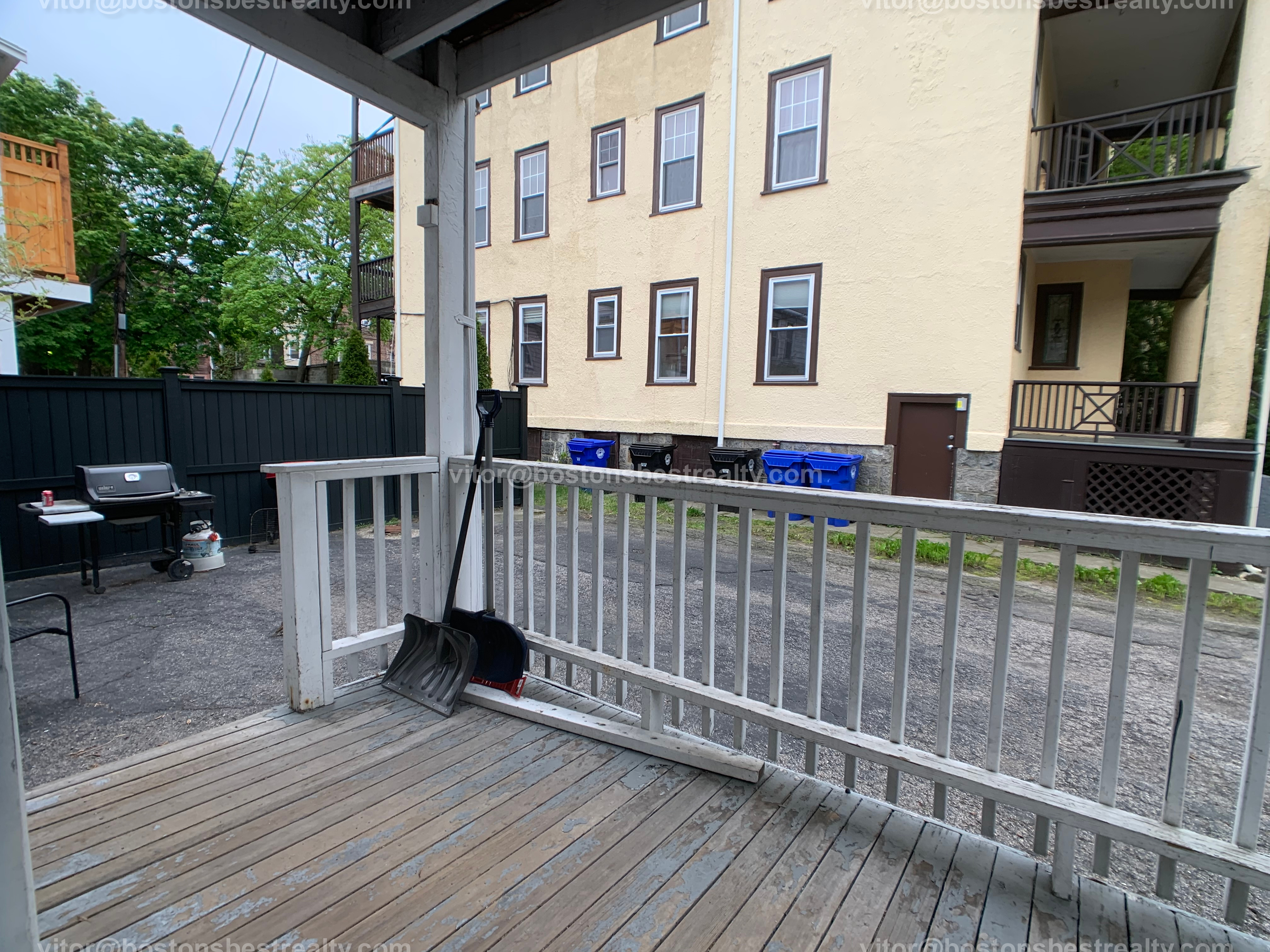 2 bed, 1 bath apartment for rent at 208 Freeman St Unit 1, Coolidge Corner — photo 9 of 32