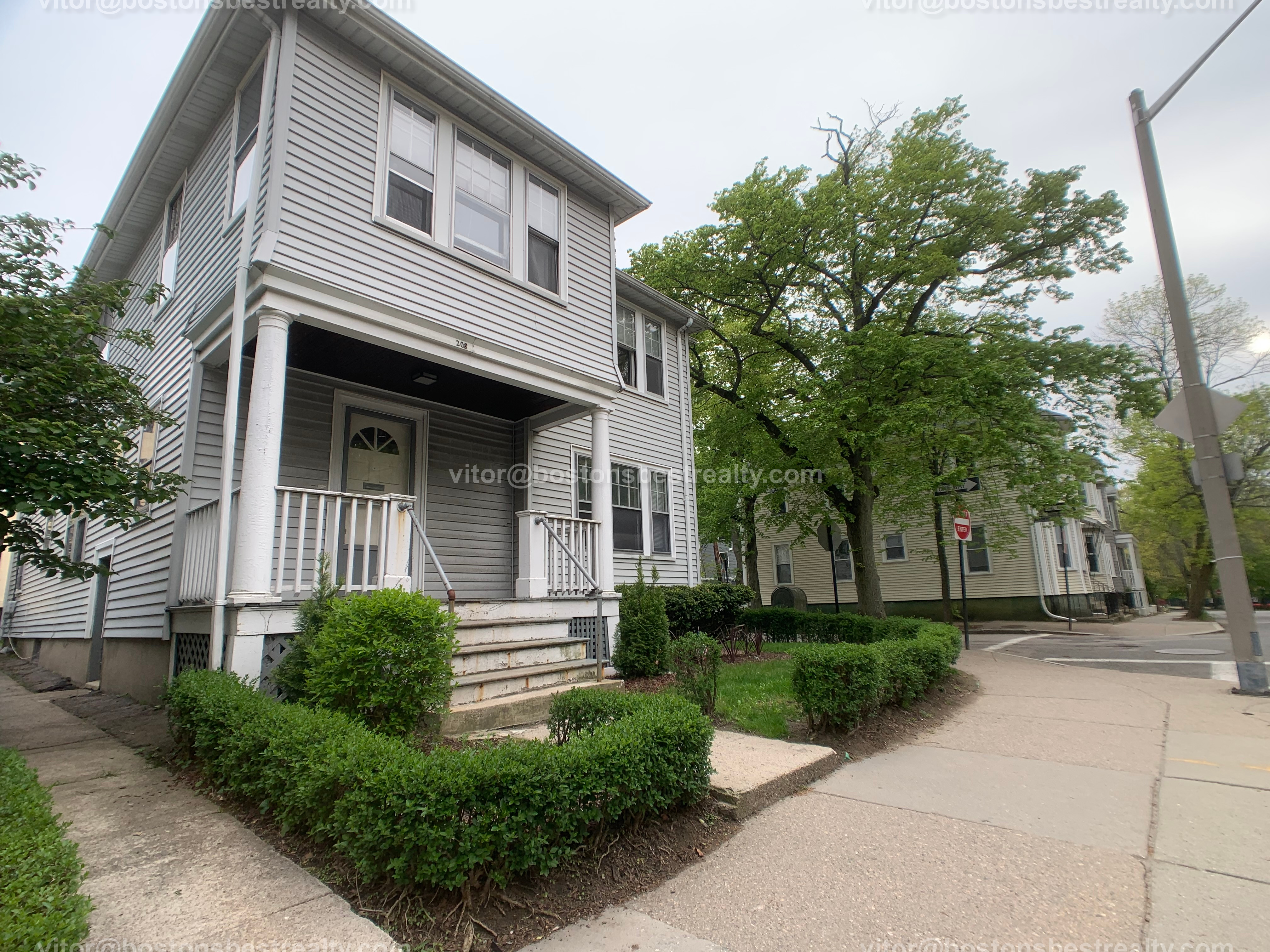 2 bed, 1 bath apartment for rent at 208 Freeman St Unit 1, Coolidge Corner — photo 17 of 32