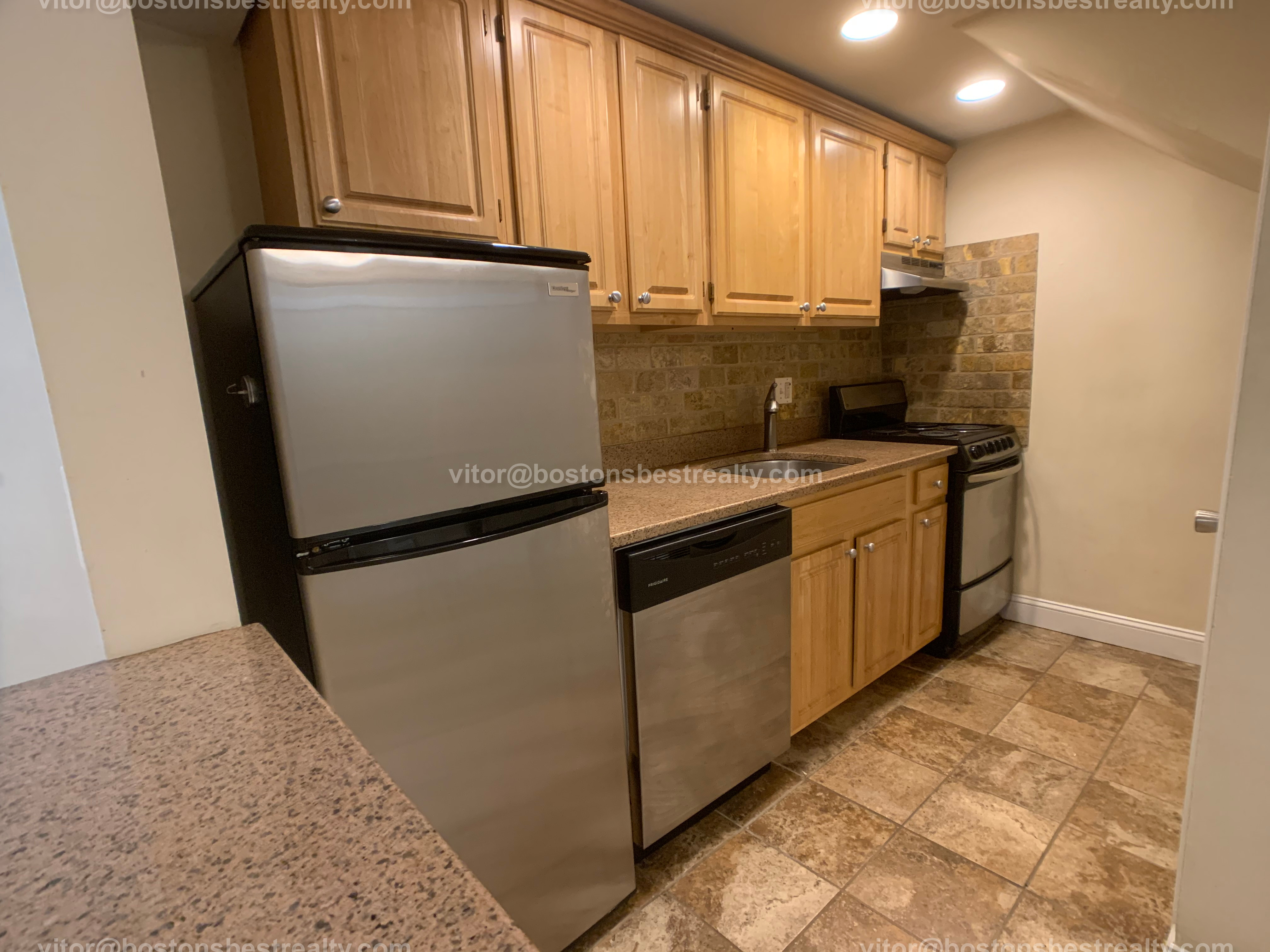 Studio bed, 1 bath apartment for rent at 134 Saint Marys St Unit 1, Longwood — photo 14 of 27