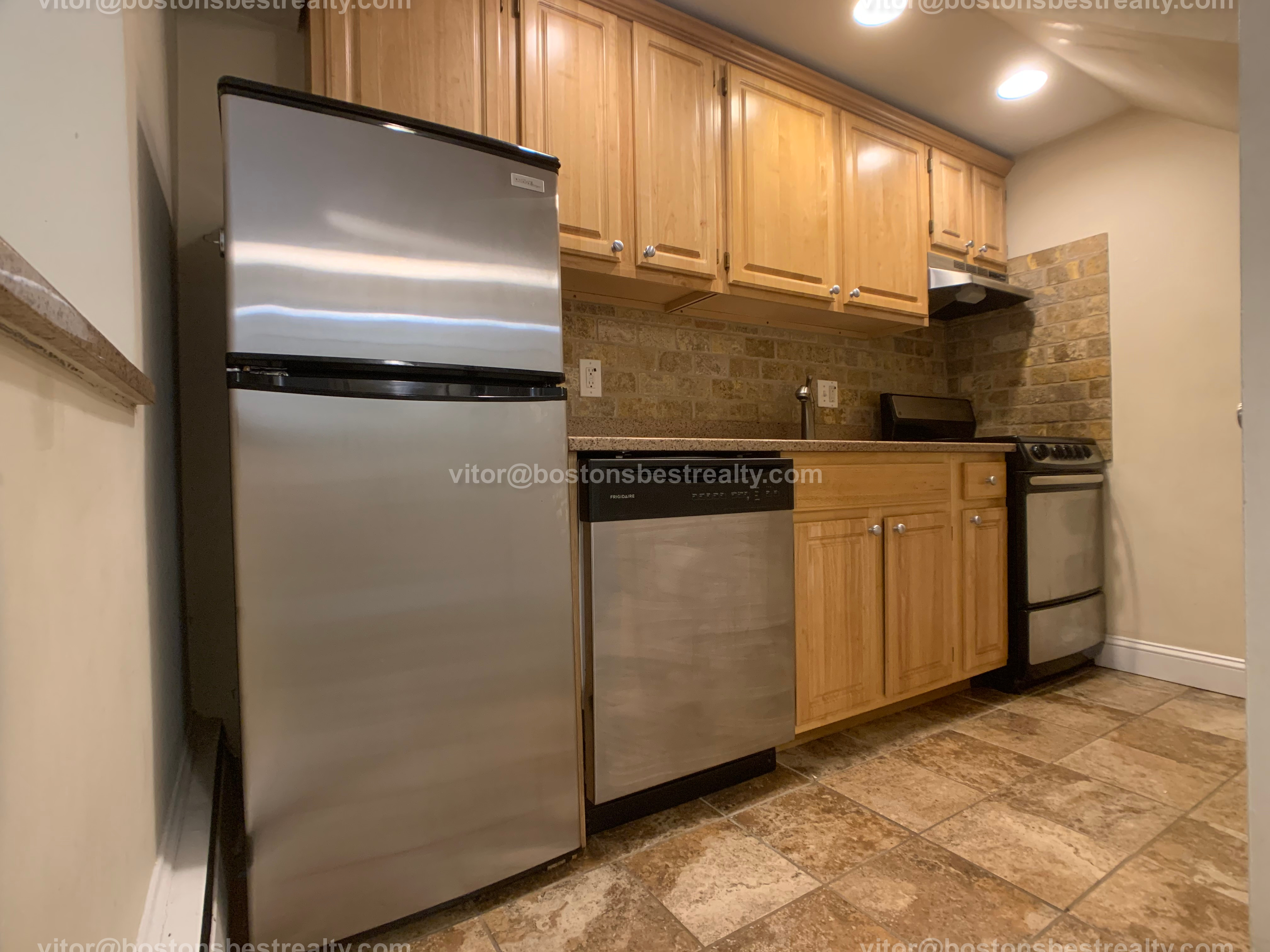 Studio bed, 1 bath apartment for rent at 134 Saint Marys St Unit 1, Longwood — photo 15 of 27