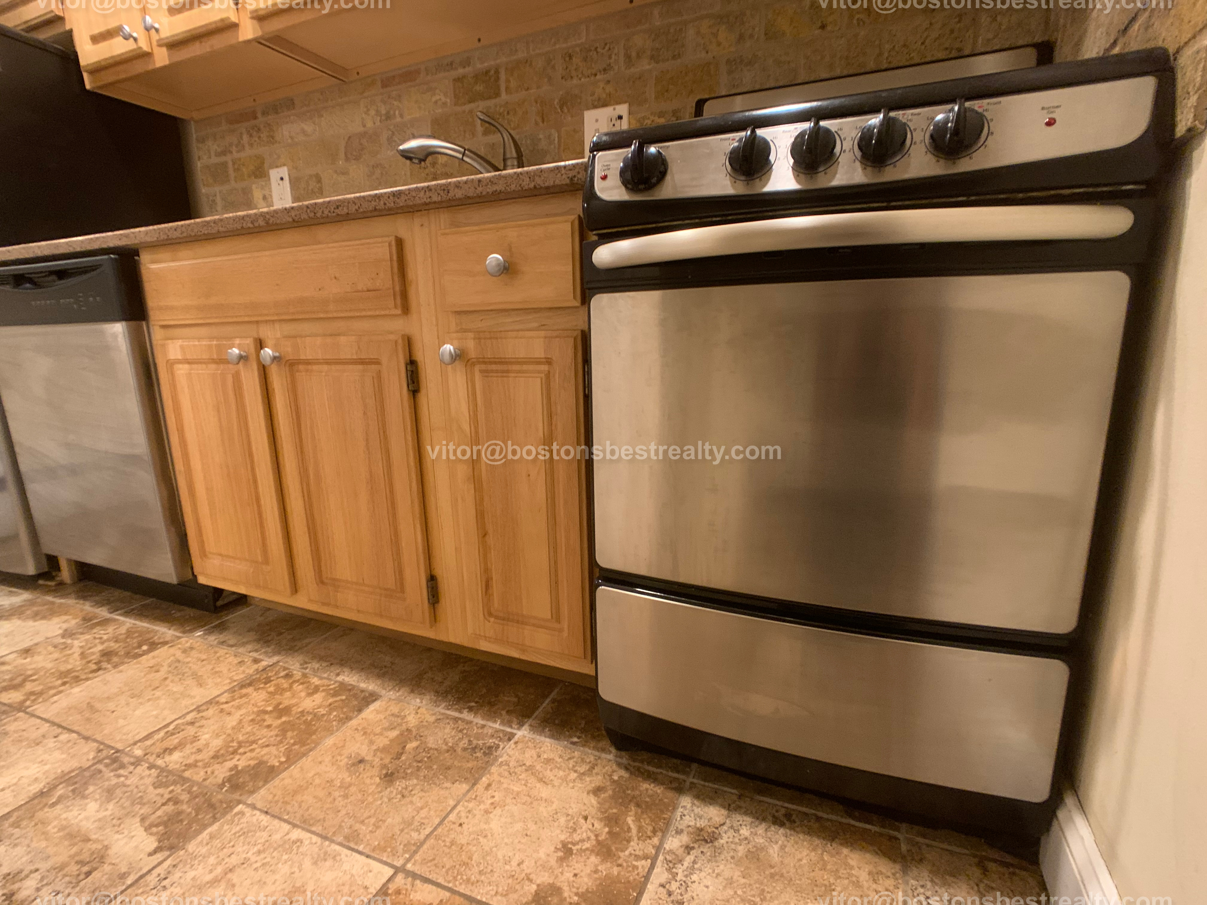 Studio bed, 1 bath apartment for rent at 134 Saint Marys St Unit 1, Longwood — photo 17 of 27