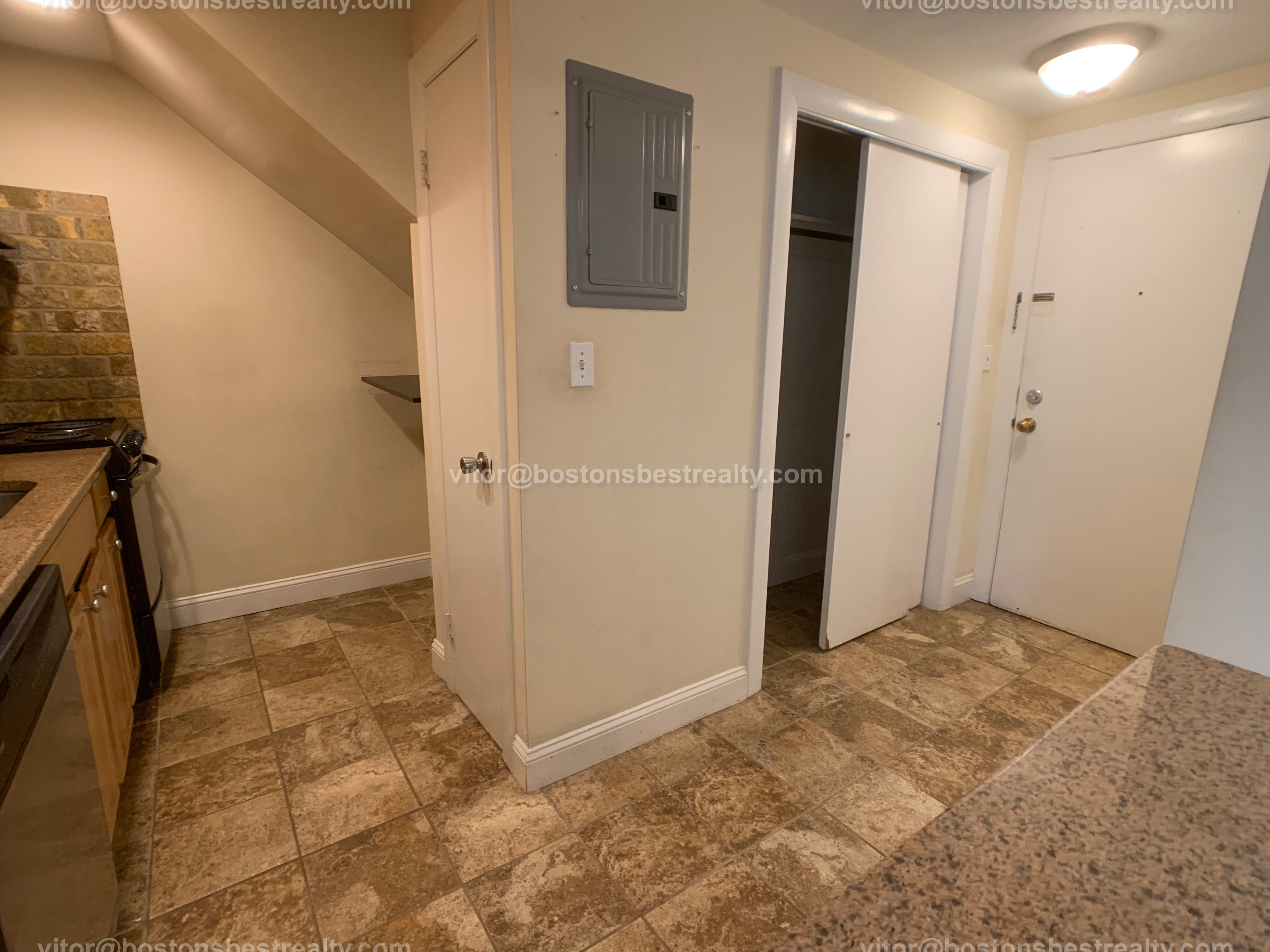 Studio bed, 1 bath apartment for rent at 134 Saint Marys St Unit 1, Longwood — photo 27 of 27