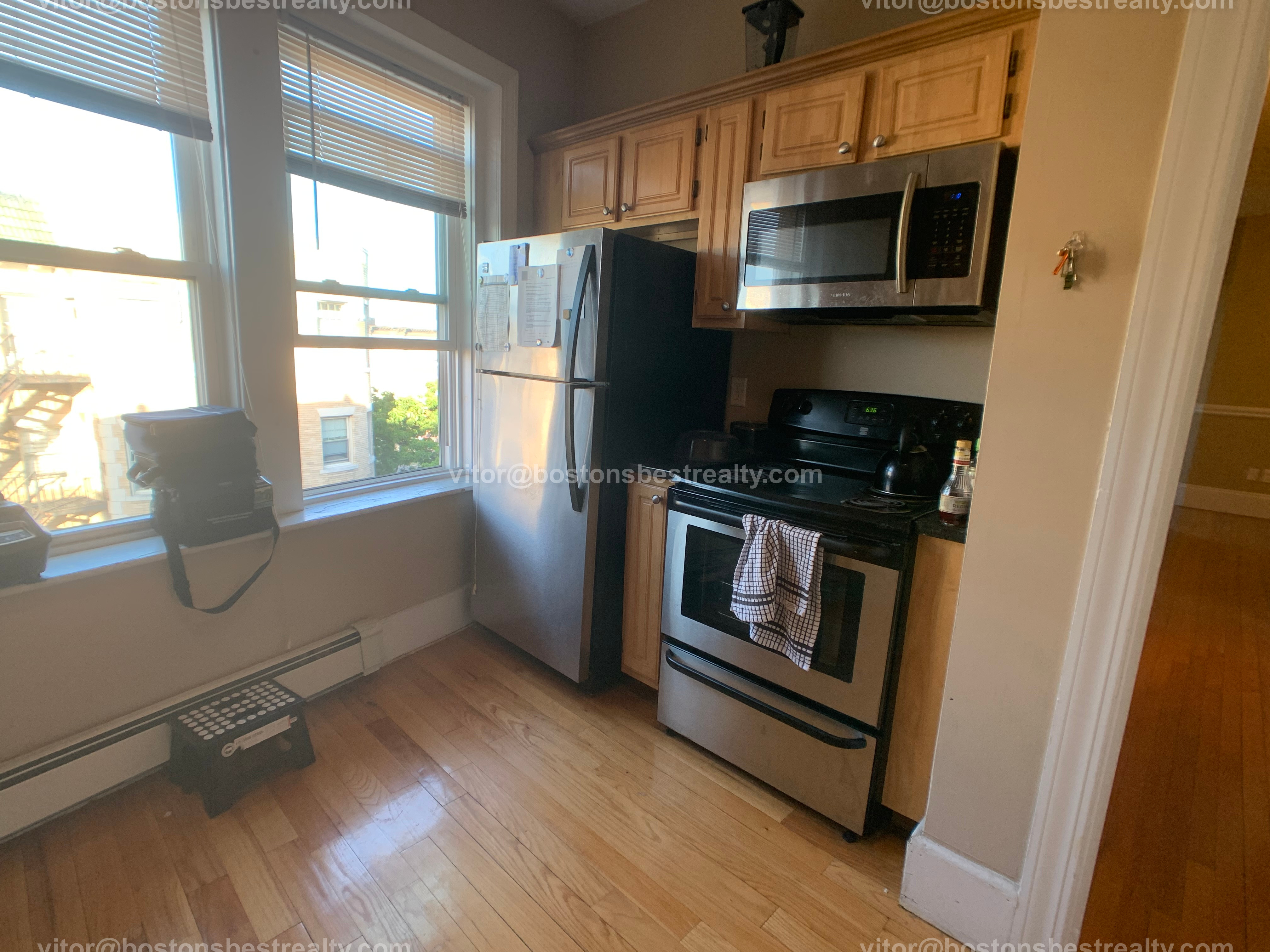 3 bed, 1 bath apartment for rent at 1323 Commonwealth Ave Unit 51, Allston — photo 13 of 23