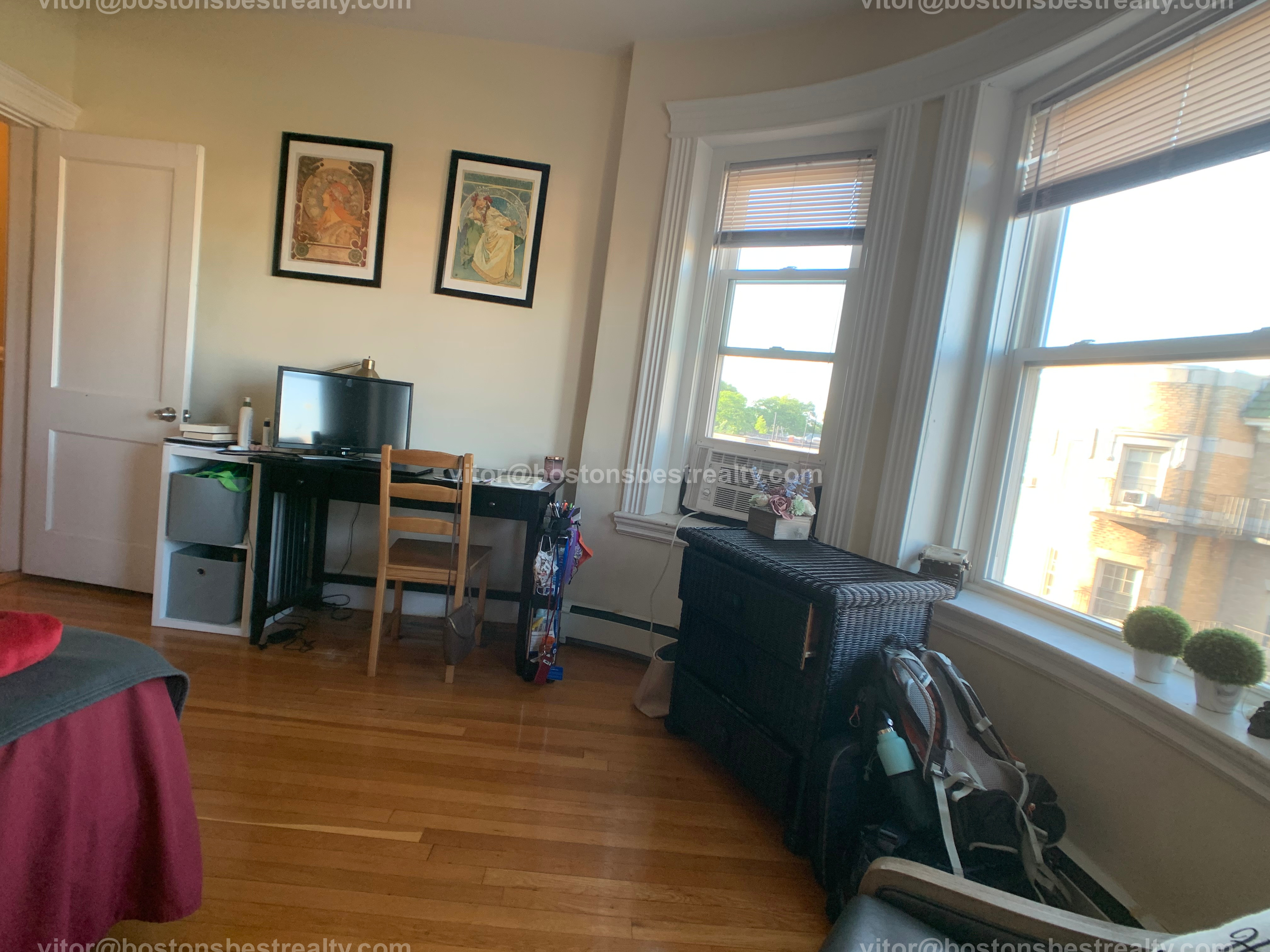 3 bed, 1 bath apartment for rent at 1323 Commonwealth Ave Unit 51, Allston — photo 20 of 23