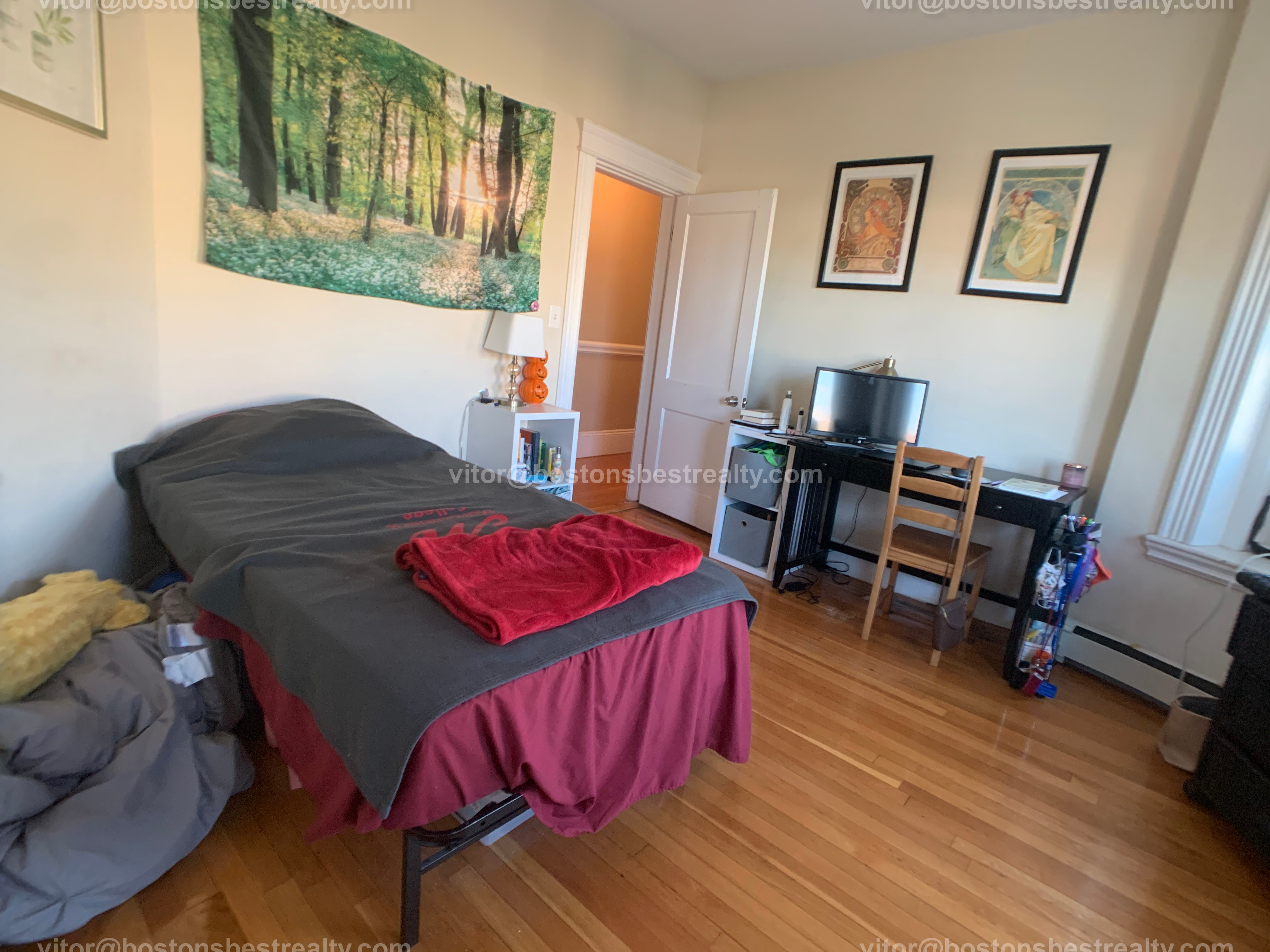 3 bed, 1 bath apartment for rent at 1323 Commonwealth Ave Unit 51, Allston — photo 22 of 23
