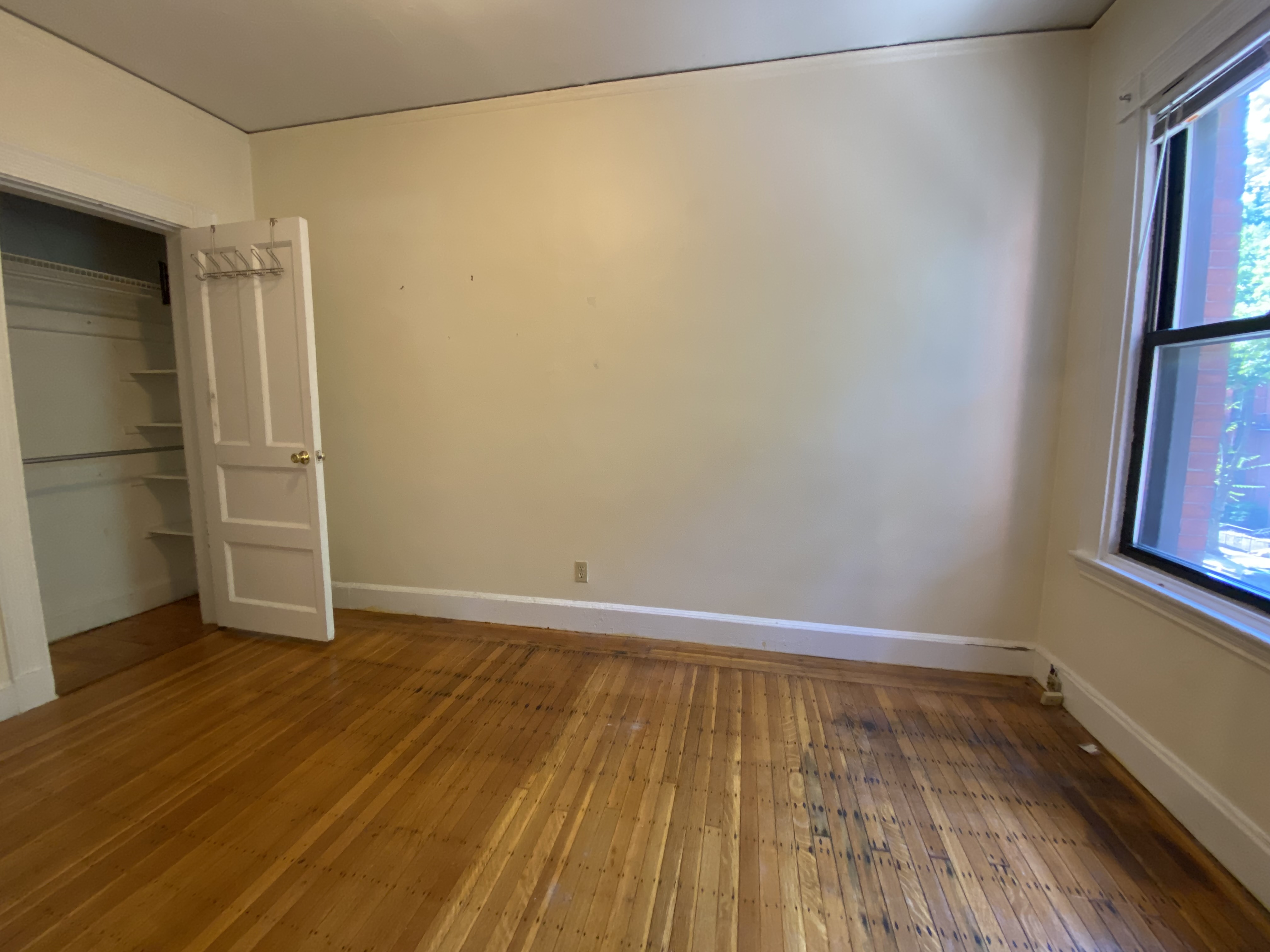 3 bed, 1 bath apartment for rent at 46 Saint Stephen St Unit 3, Fenway — photo 4 of 8