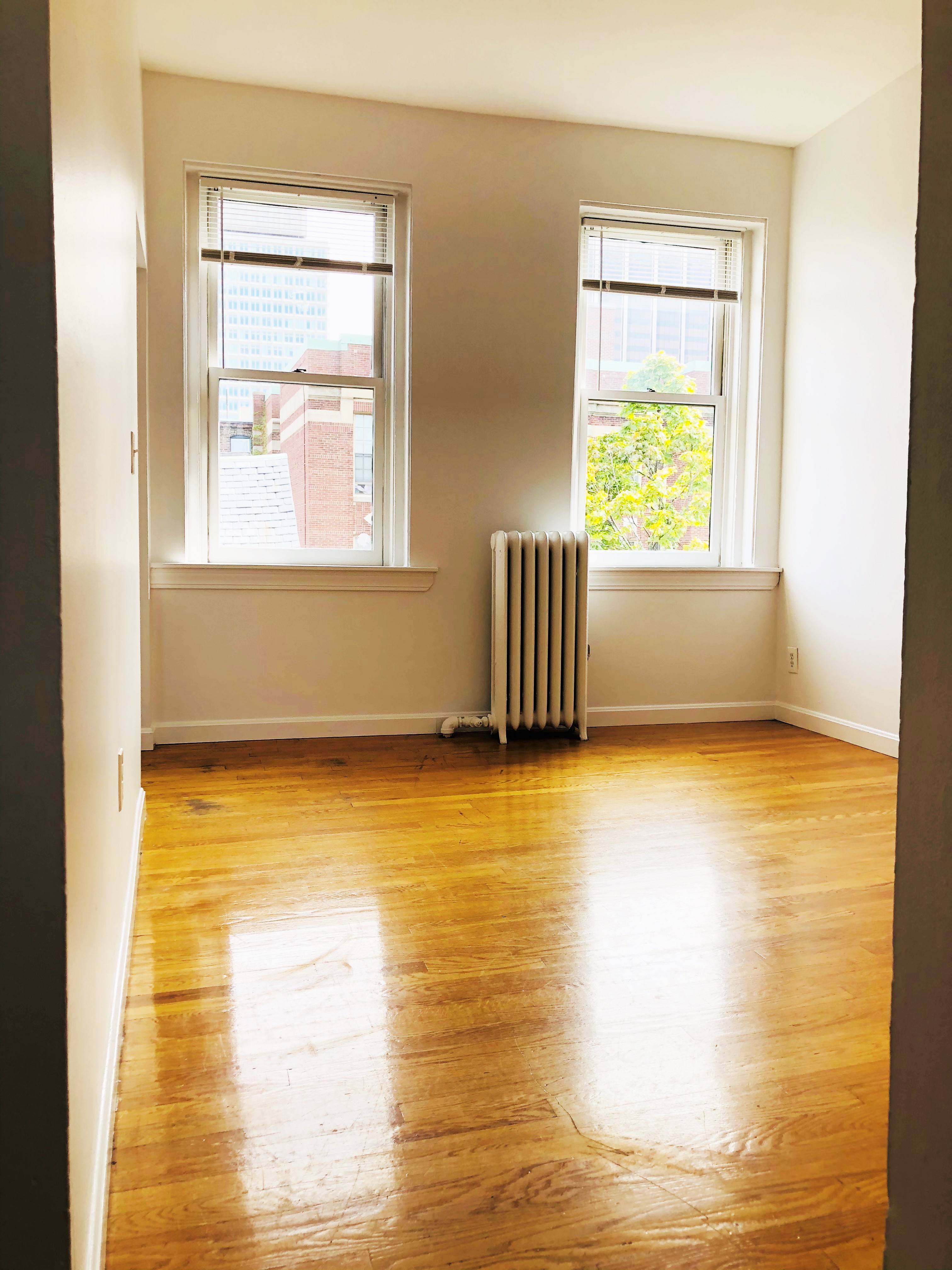 2 bed, 1 bath apartment for rent at 17 Russell St Unit 10, Beacon Hill — photo 1 of 6