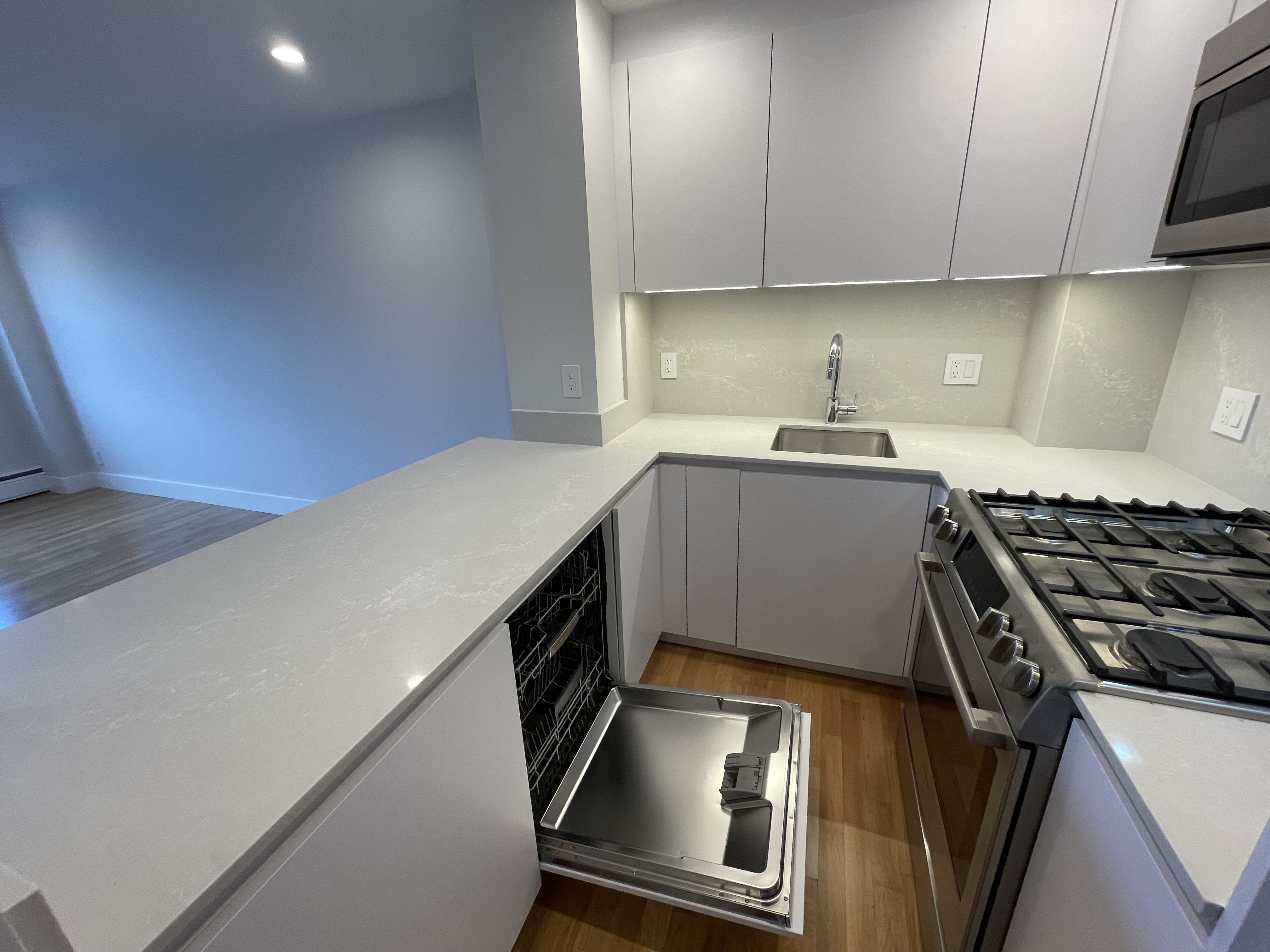 2 bed, 1 bath apartment for rent at 1410 Columbia Rd Unit 10H, South Boston — photo 9 of 43