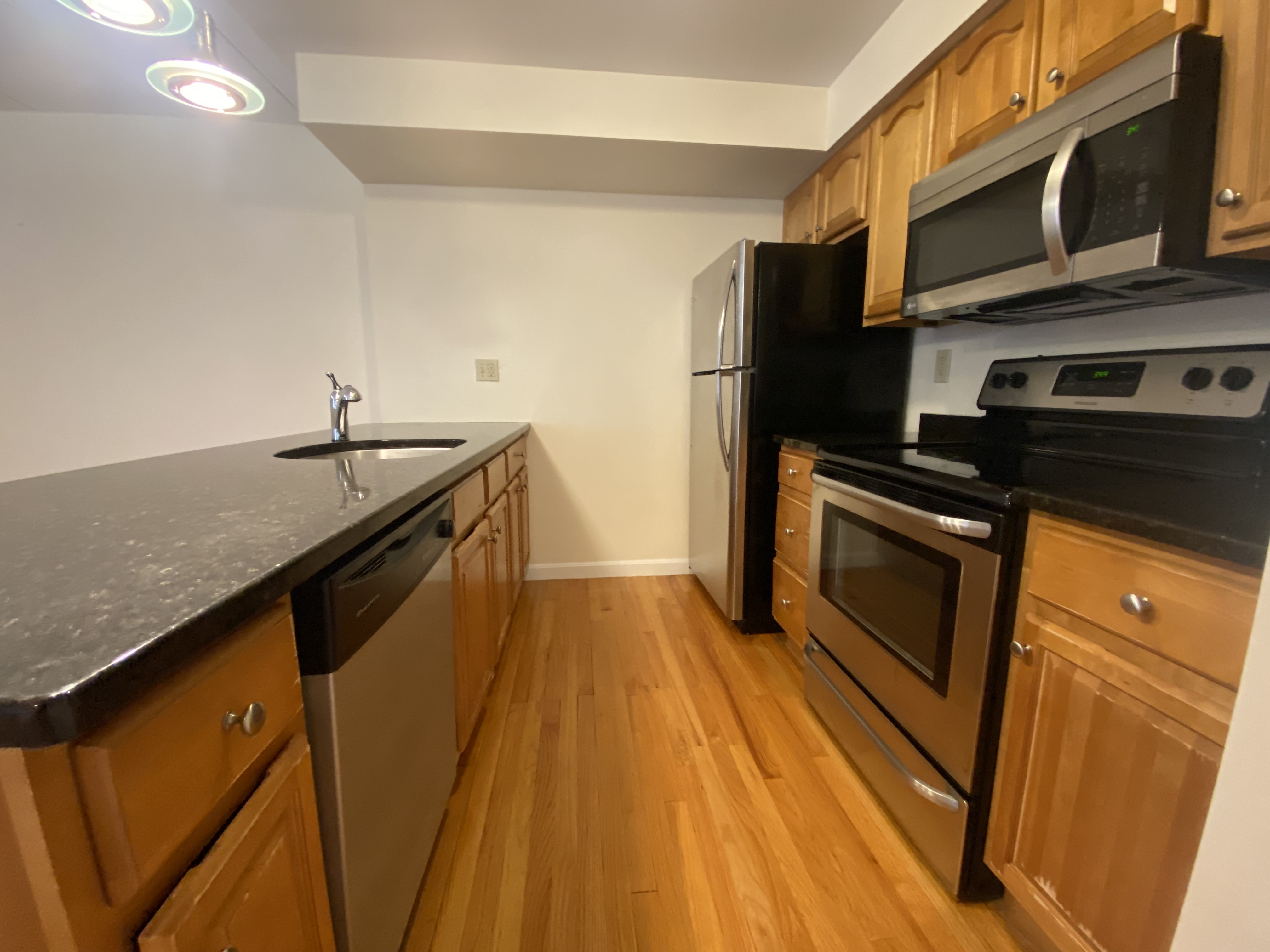 3 bed, 2 bath apartment for rent at 3 Douglass Park Unit 416, South End — photo 15 of 16