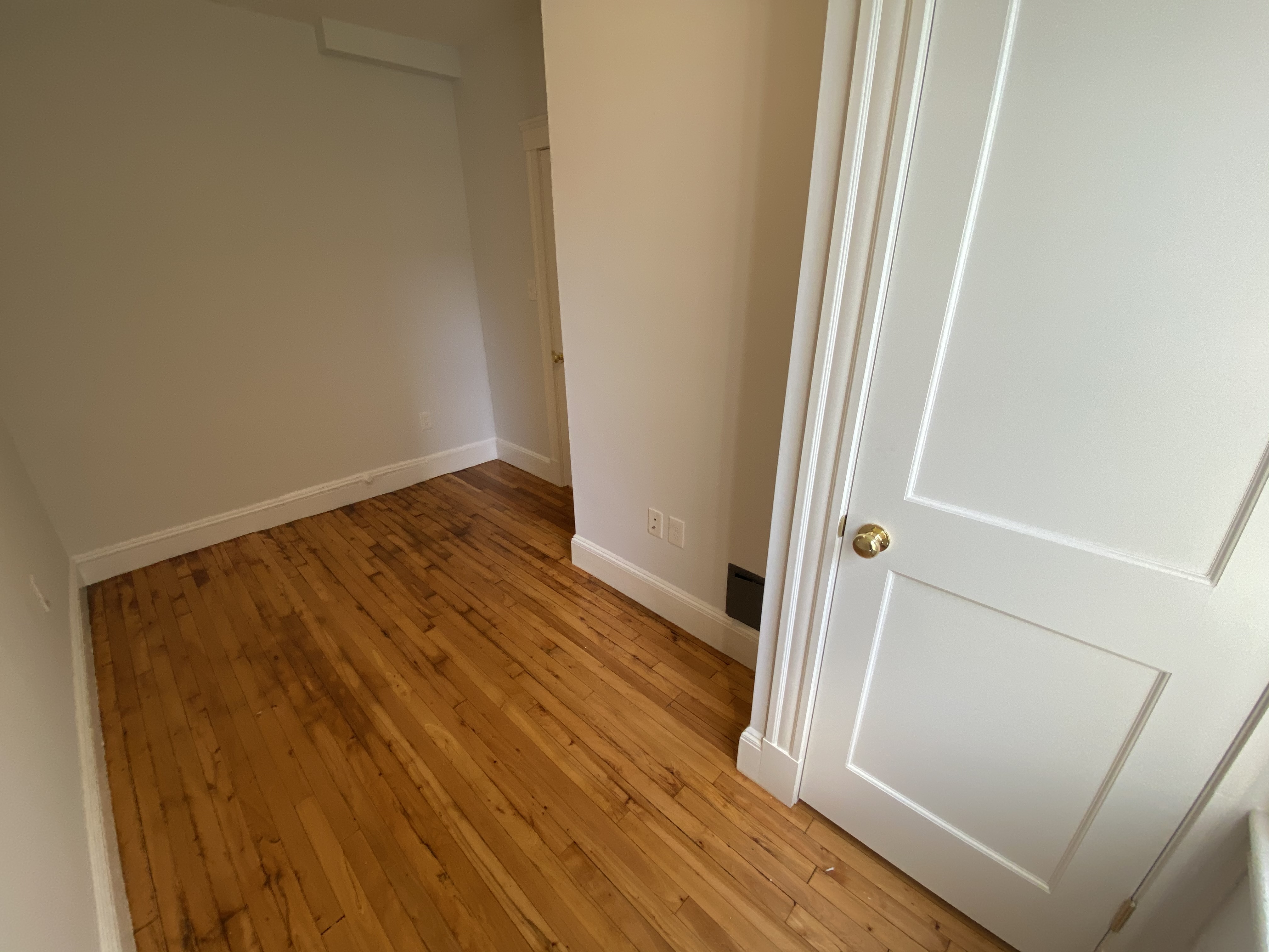 49 Worthington St, Mission Hill