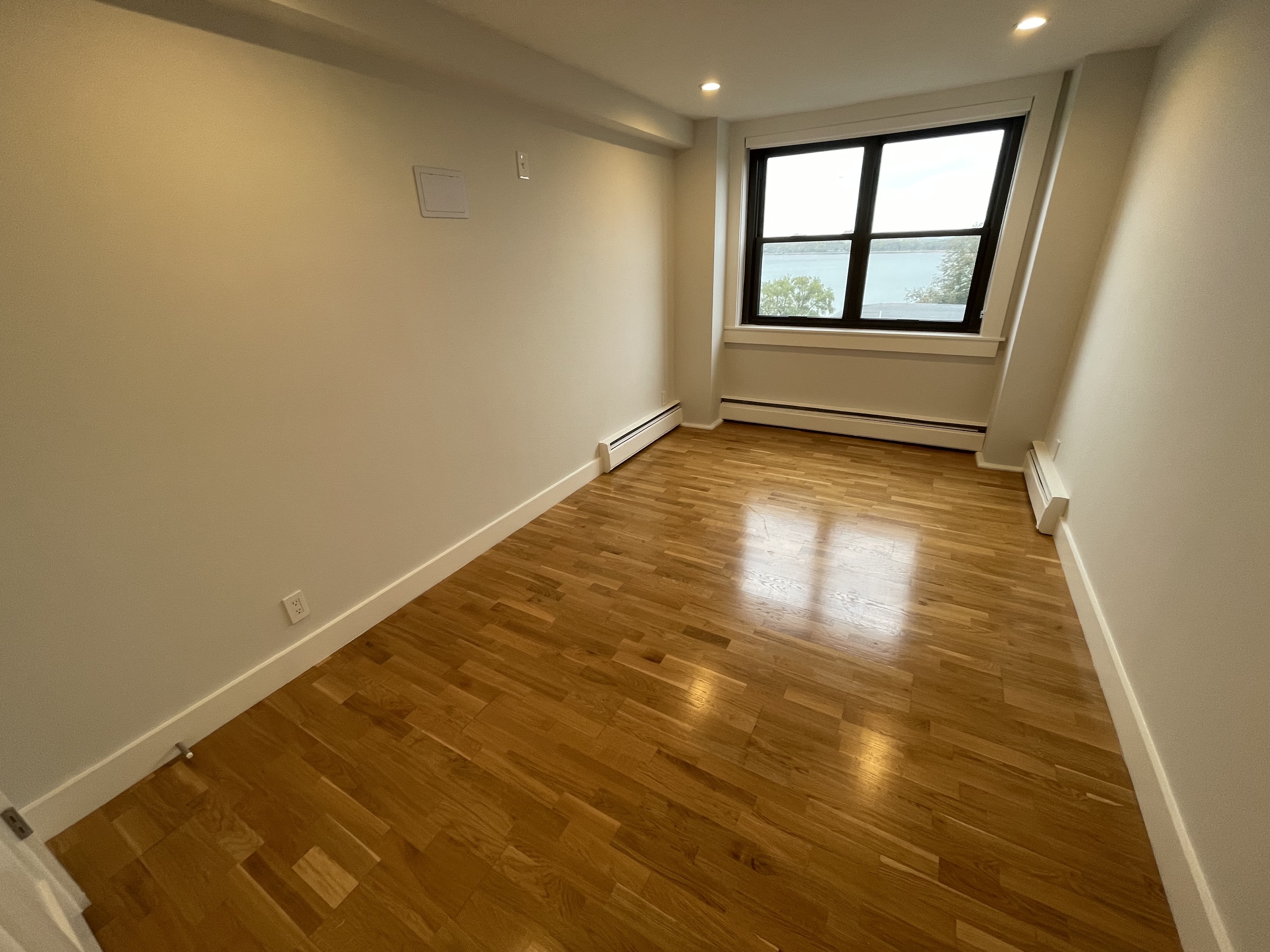 2 bed, 1 bath apartment for rent at 1410 Columbia Rd Unit 04G, South Boston — photo 8 of 40