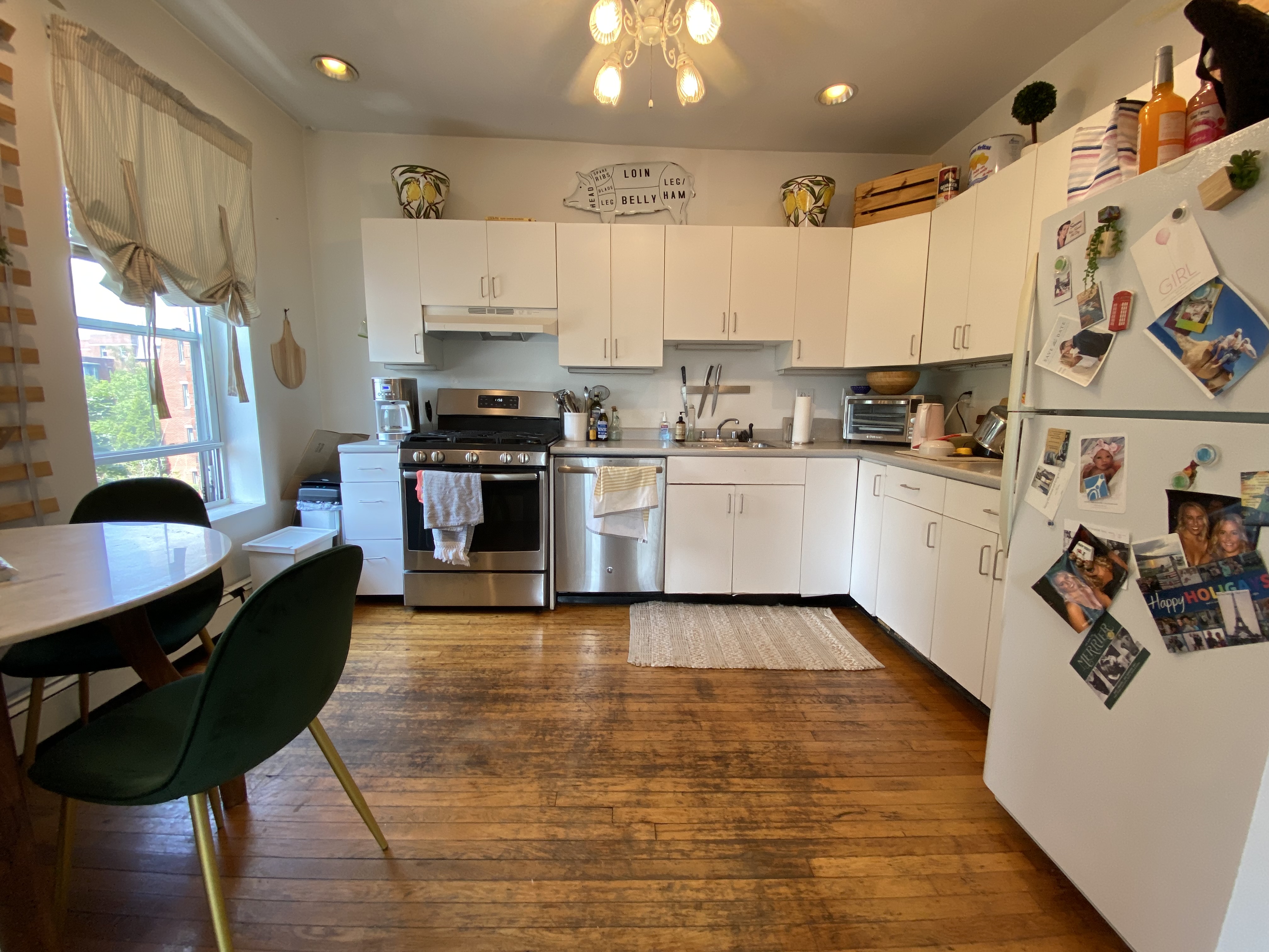 4 bed, 1 bath apartment for rent at 1677 Washington St Unit 2, South End — photo 3 of 11