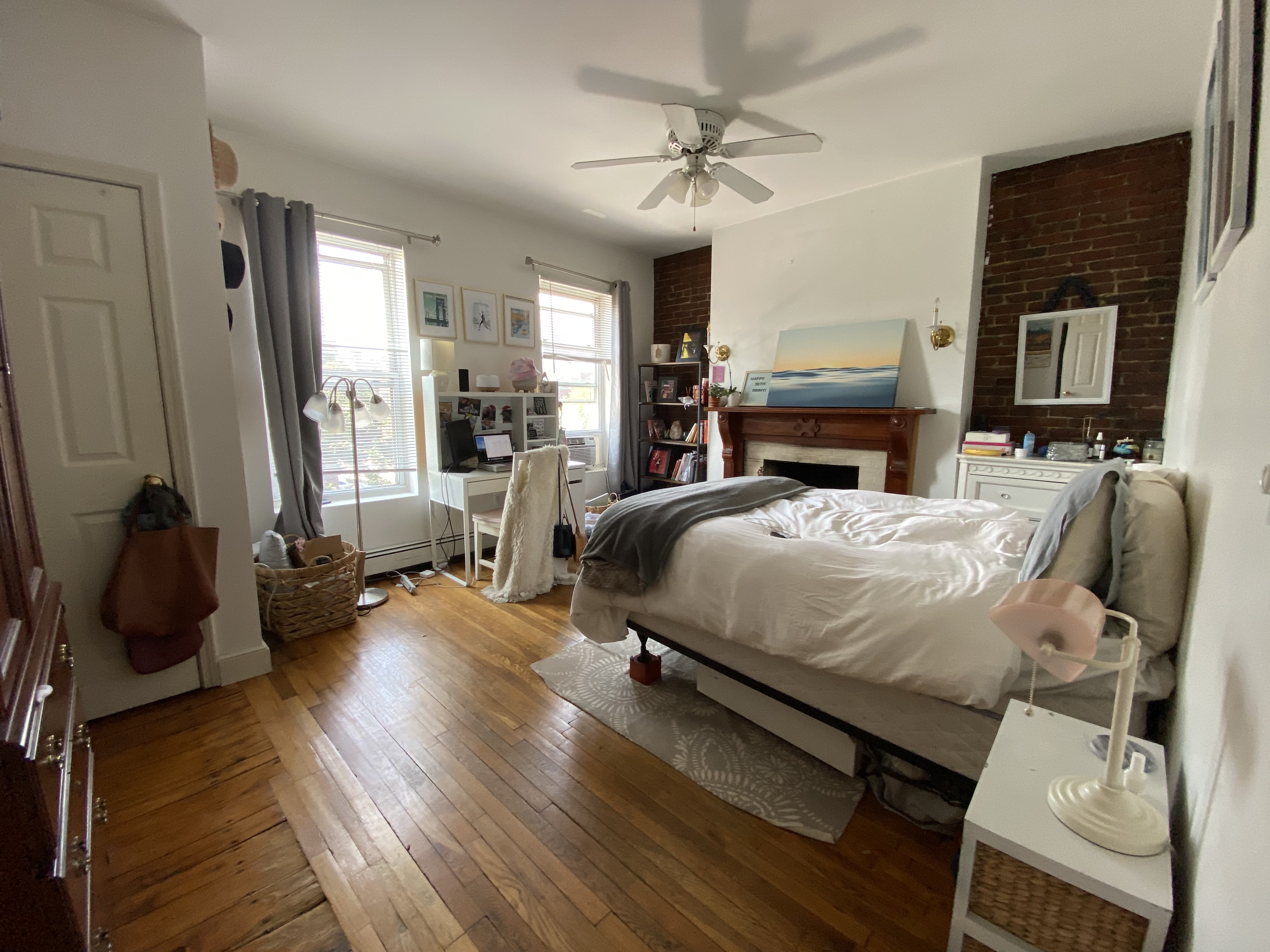 4 bed, 1 bath apartment for rent at 1677 Washington St Unit 3, South End — photo 2 of 5
