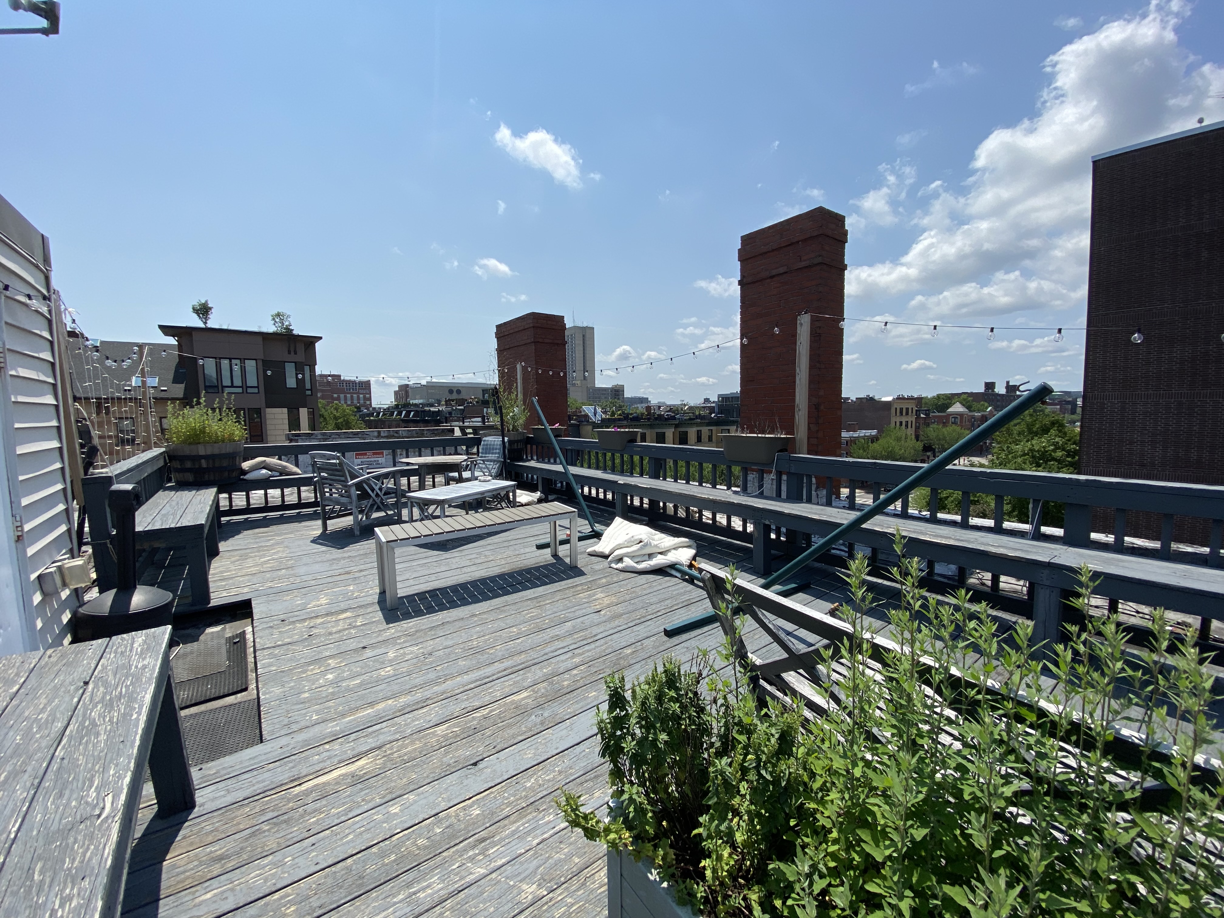 4 bed, 1 bath apartment for rent at 1677 Washington St Unit 2, South End — photo 11 of 11
