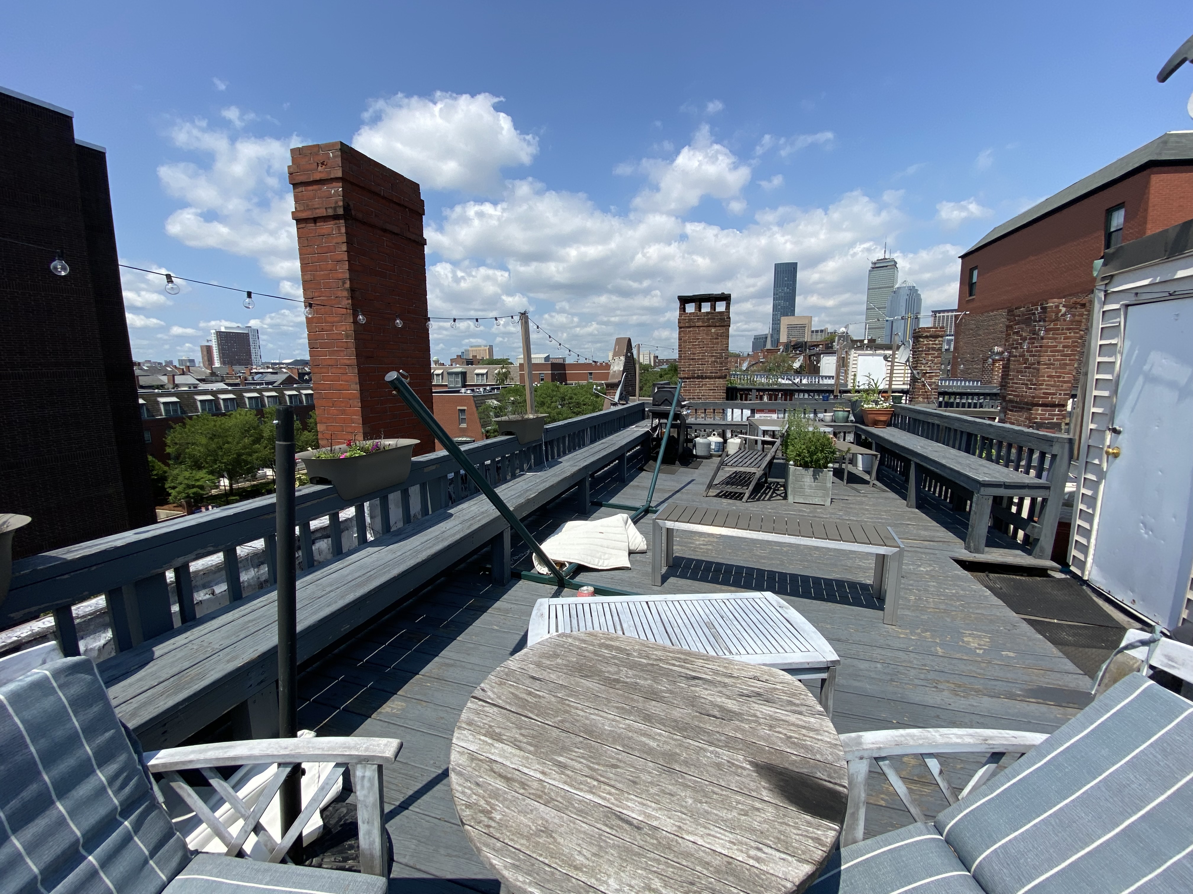 4 bed, 1 bath apartment for rent at 1677 Washington St Unit 2, South End — photo 10 of 11