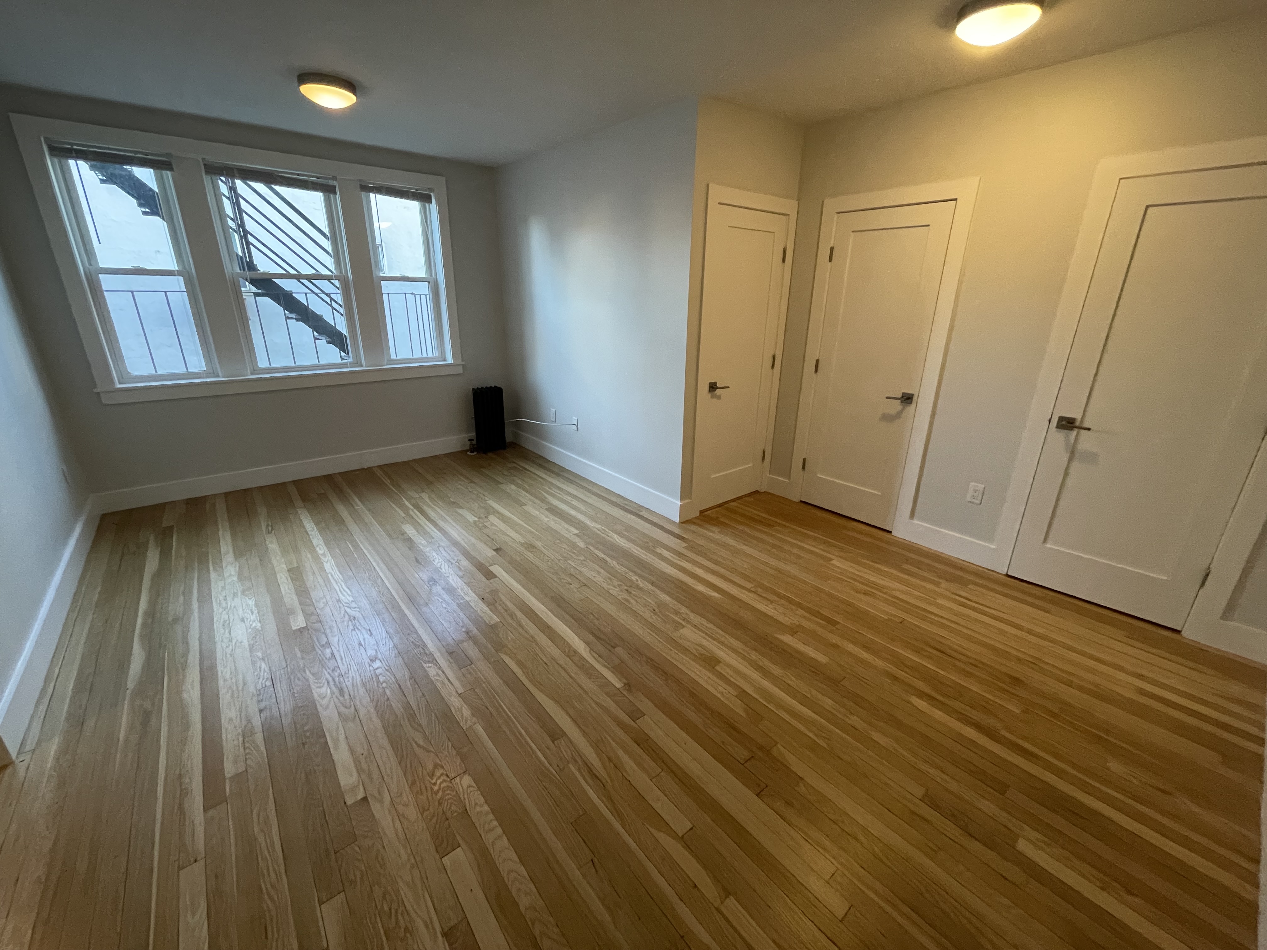 Studio bed, 1 bath apartment for rent at 136 Highland Ave Unit 12-CF, Winter Hill — photo 2 of 9
