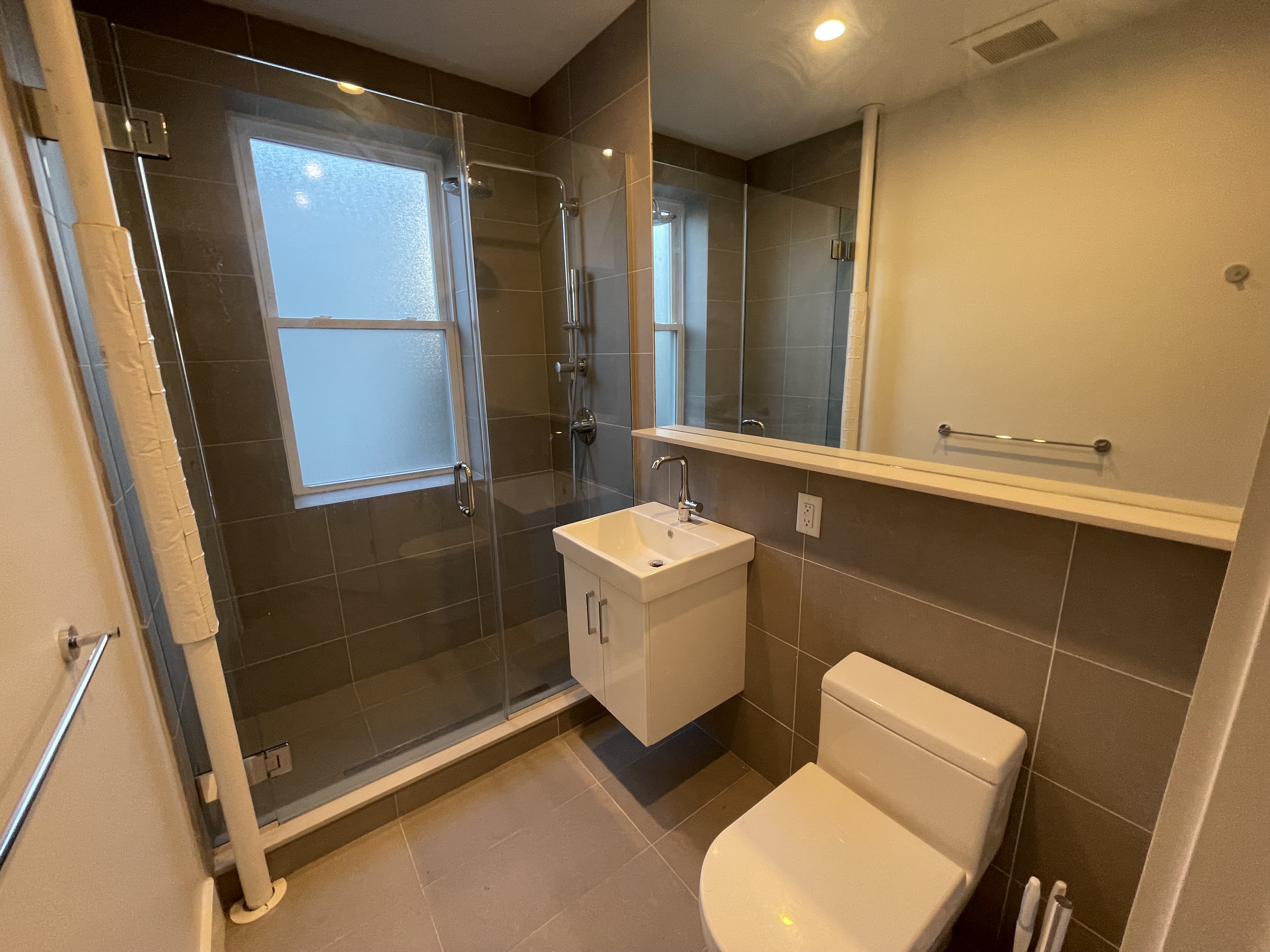 Studio bed, 1 bath apartment for rent at 136 Highland Ave Unit 12-CF, Winter Hill — photo 9 of 9