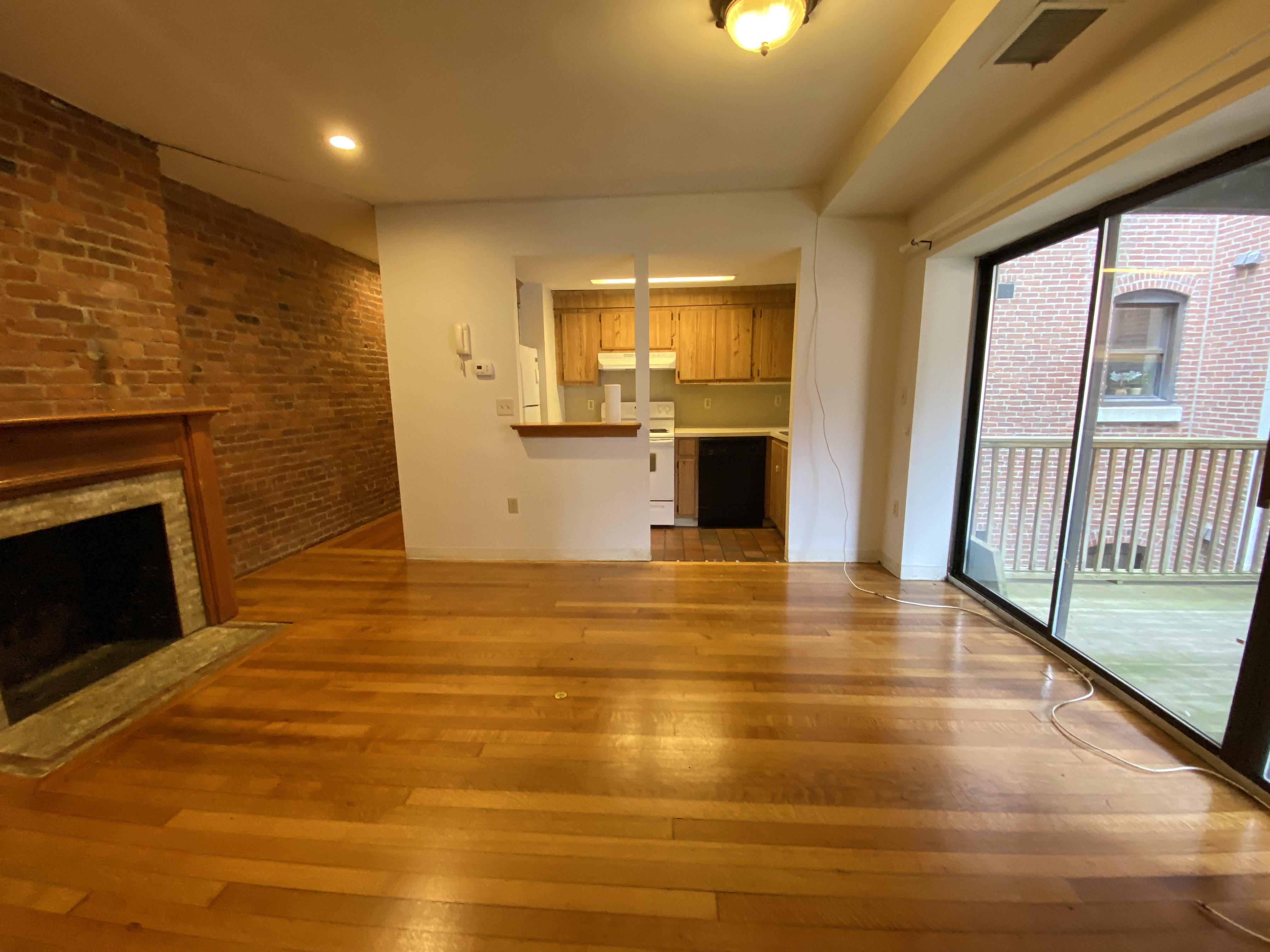 2 bed, 1 bath apartment for rent at 111 Gainsborough St Unit 206, Fenway — photo 2 of 6