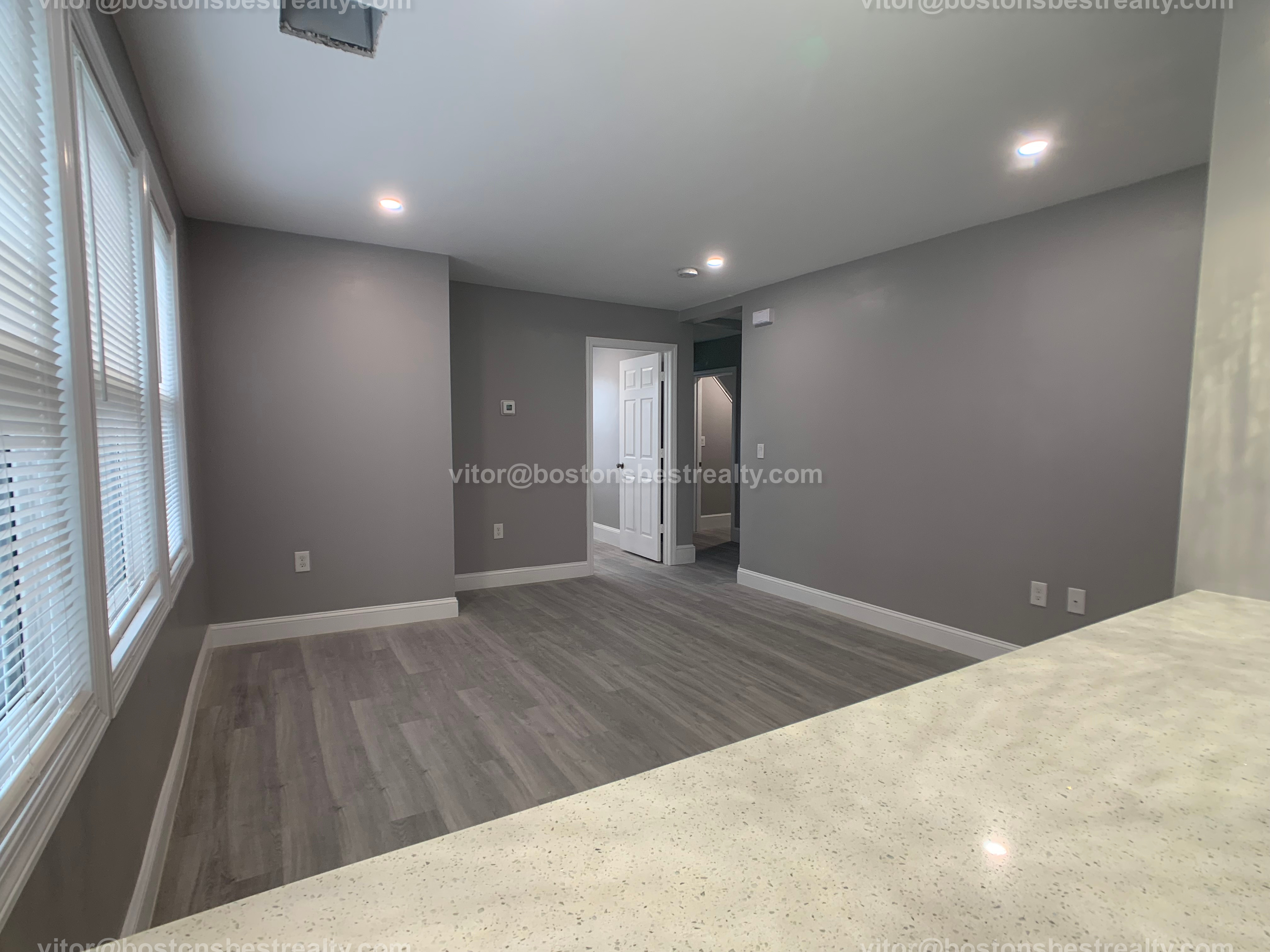 4 bed, 2 bath apartment for rent at 104 Nonantum St Unit 104, Brighton — photo 5 of 10