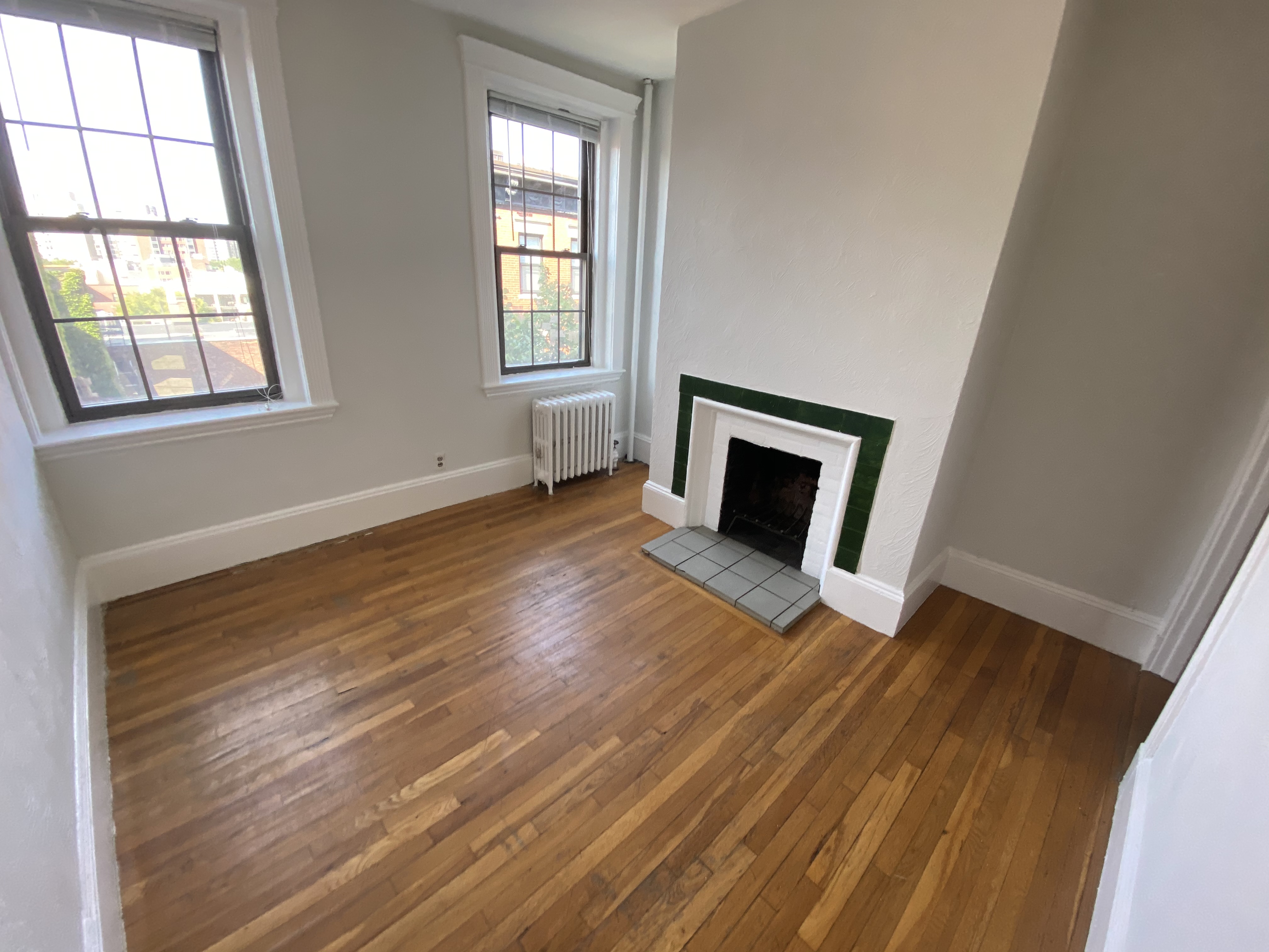 1 bed, 1 bath apartment for rent at 85 Myrtle St Unit 07, Beacon Hill — photo 1 of 13