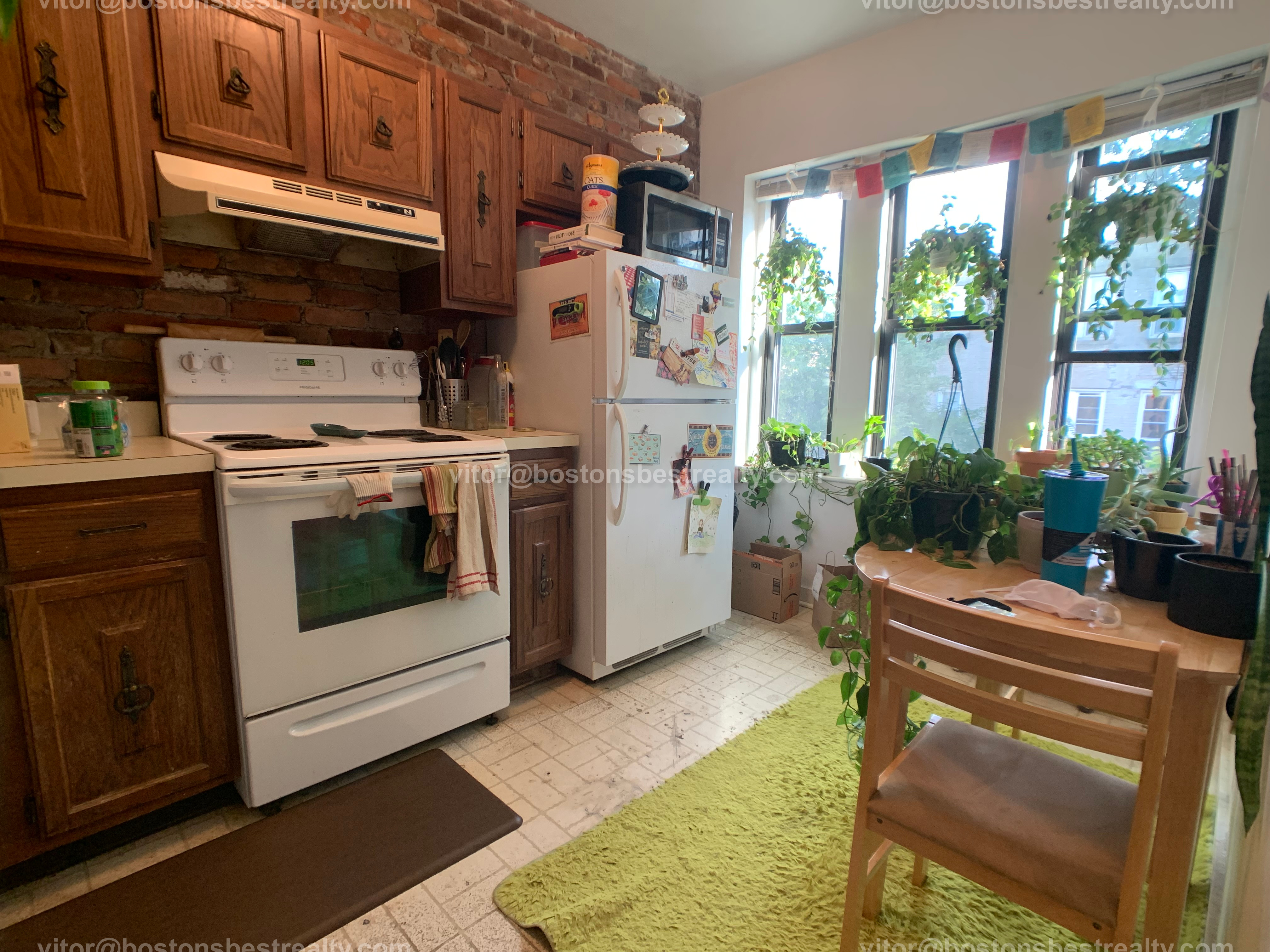1 bed, 1 bath apartment for rent at 1404 Commonwealth Ave Unit 21, Allston