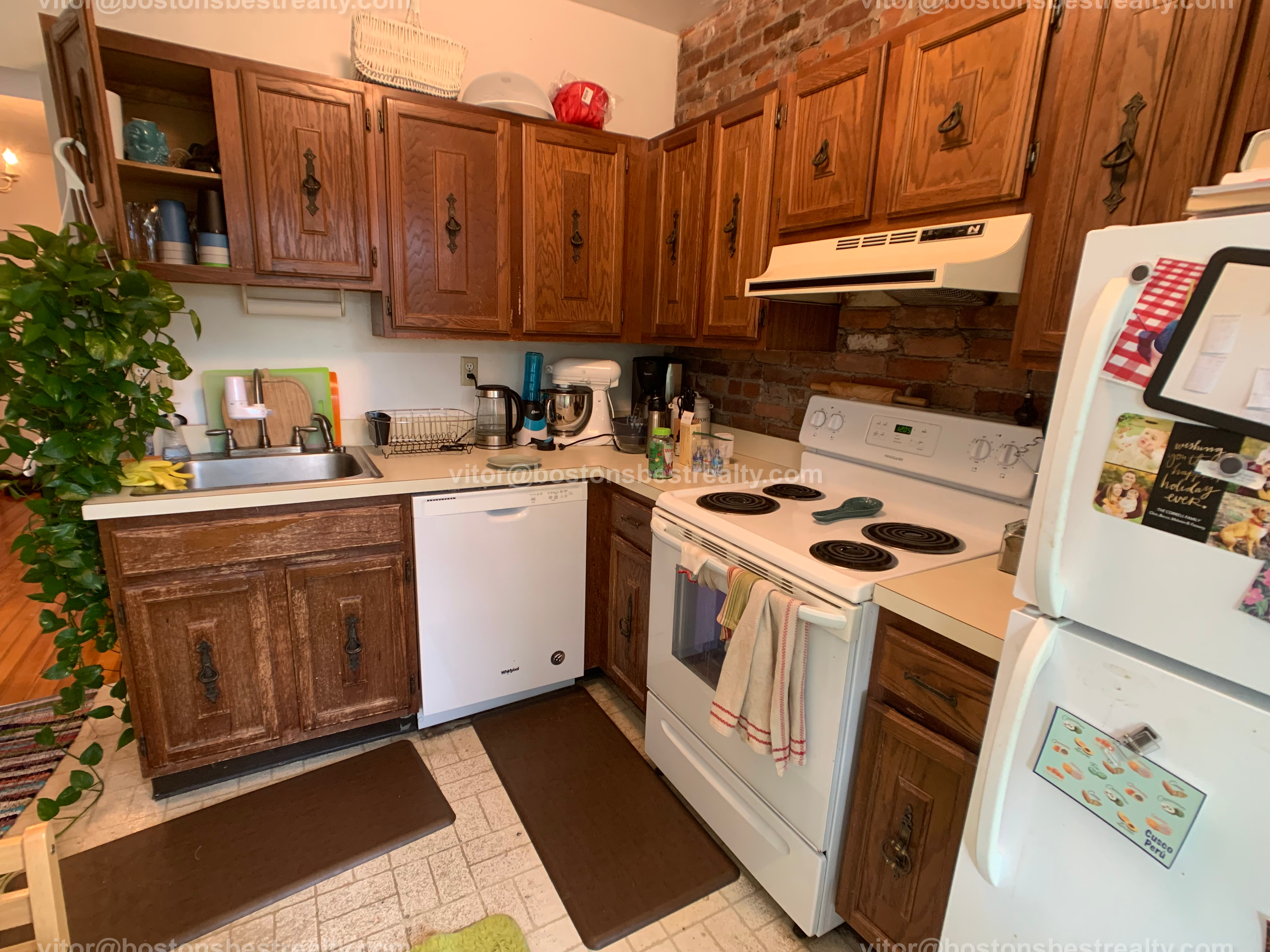 1 bed, 1 bath apartment for rent at 1404 Commonwealth Ave Unit 21, Allston — photo 7 of 26